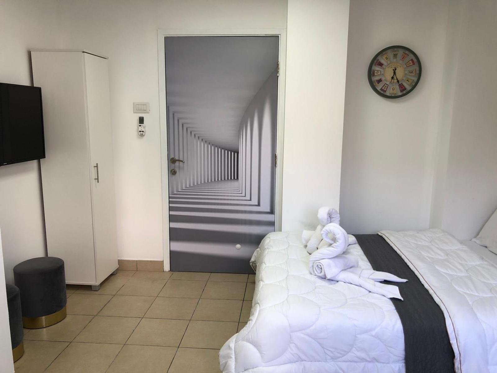 Triple Room - Photo 12