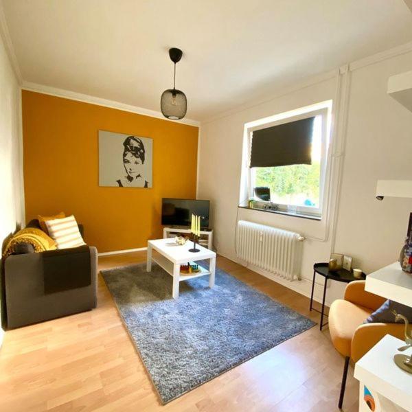 Two-Bedroom Apartment - Photo 9
