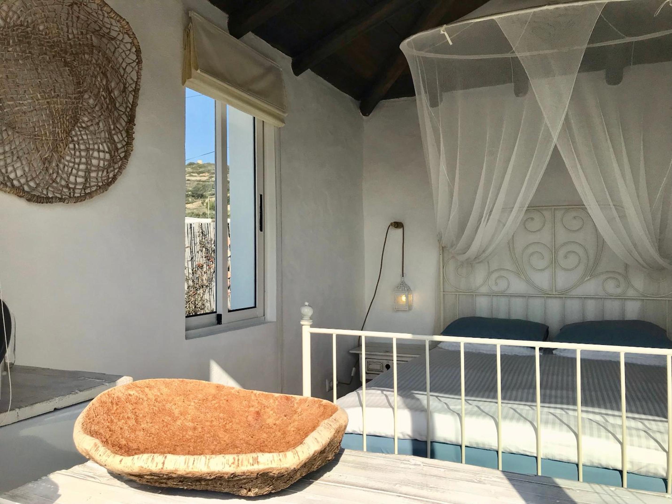 Double Room with Sea View - Photo 9