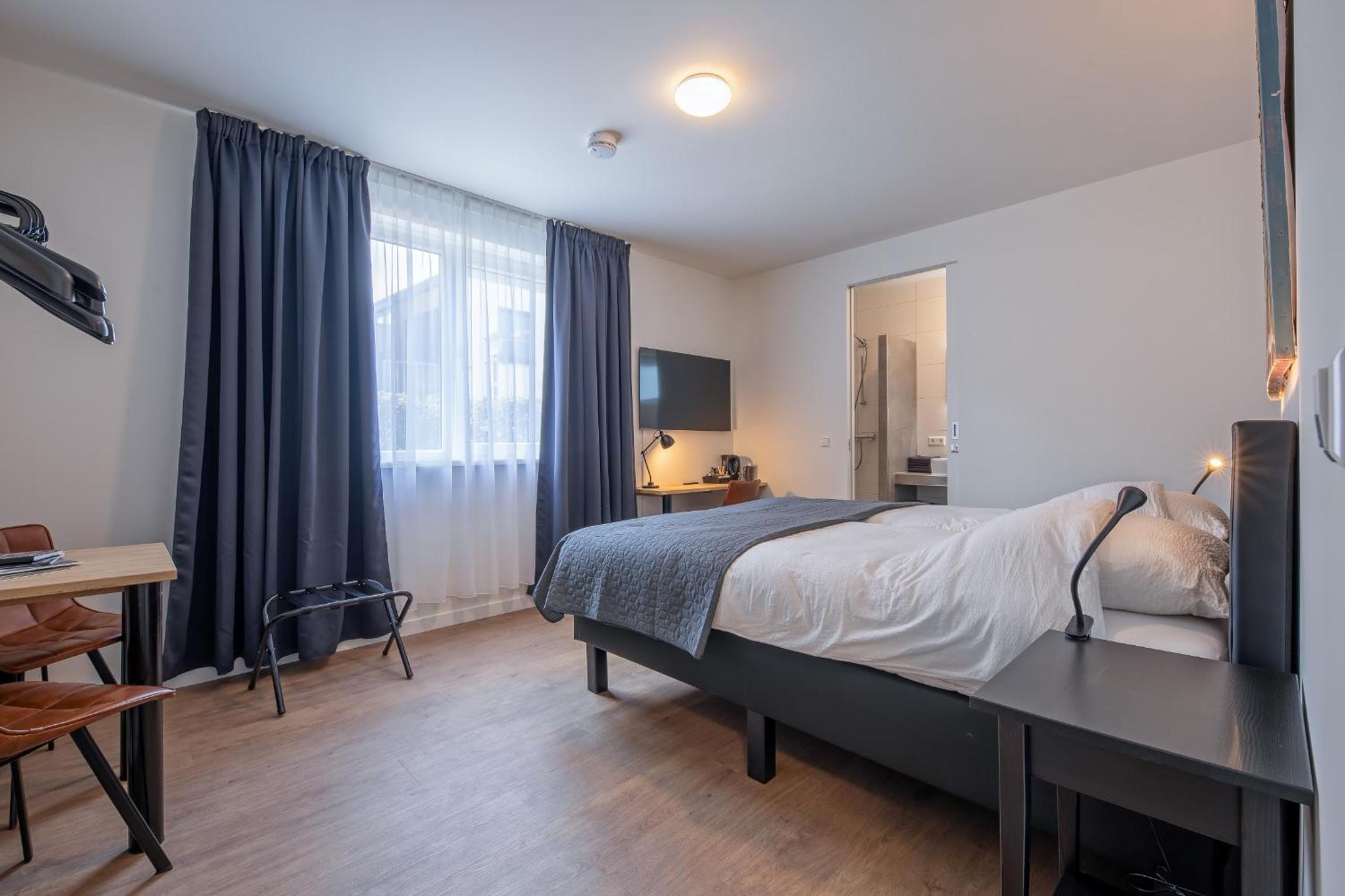 Deluxe Twin Room photo 2