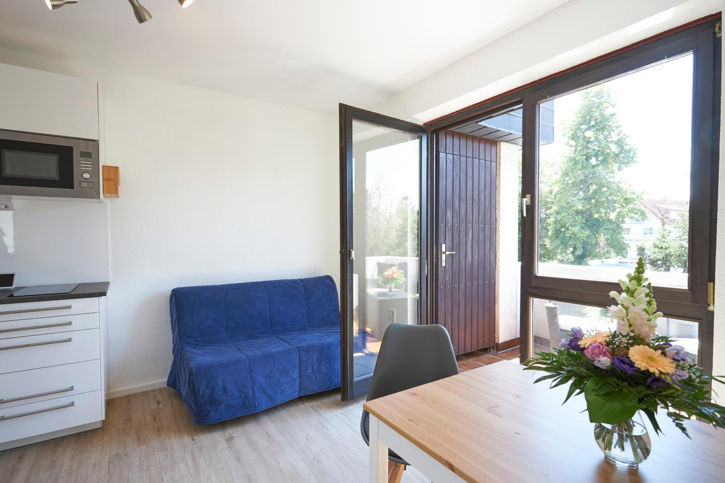 Apartment With Two Bedrooms And Balcony  photo 1