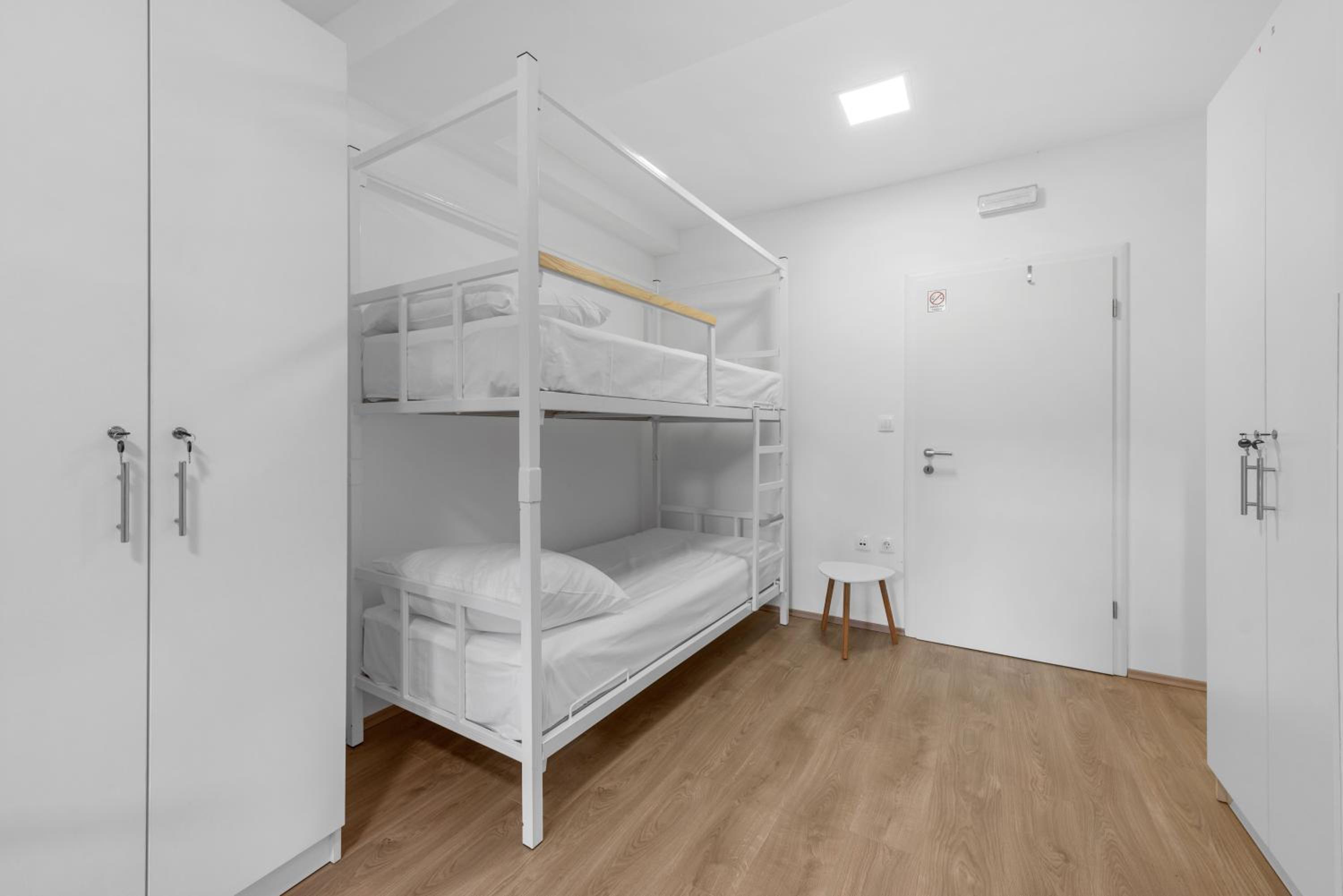 Bunk Bed in Mixed Dormitory Room