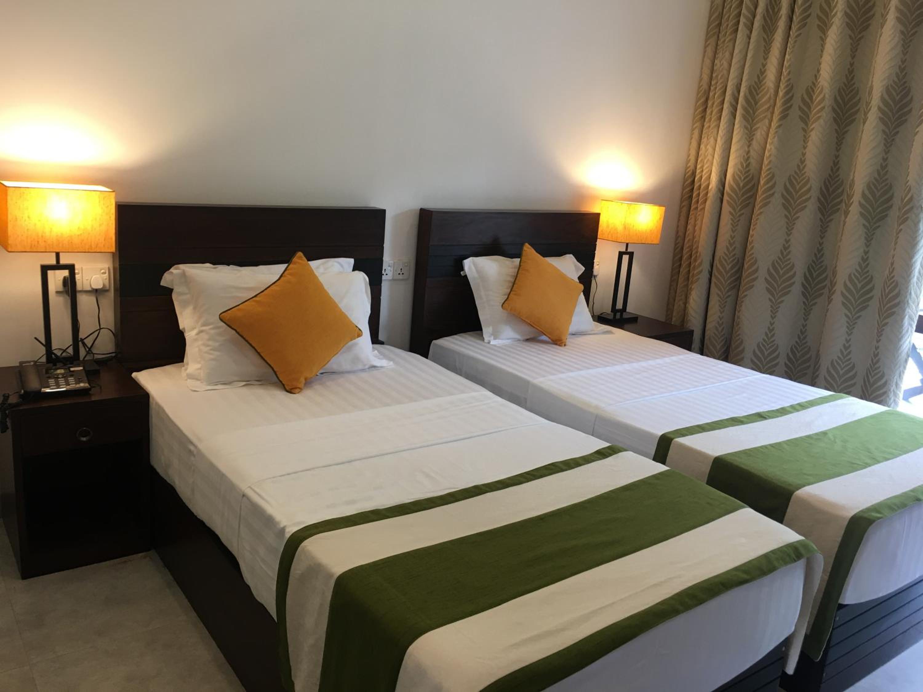 Deluxe Twin Room photo 2