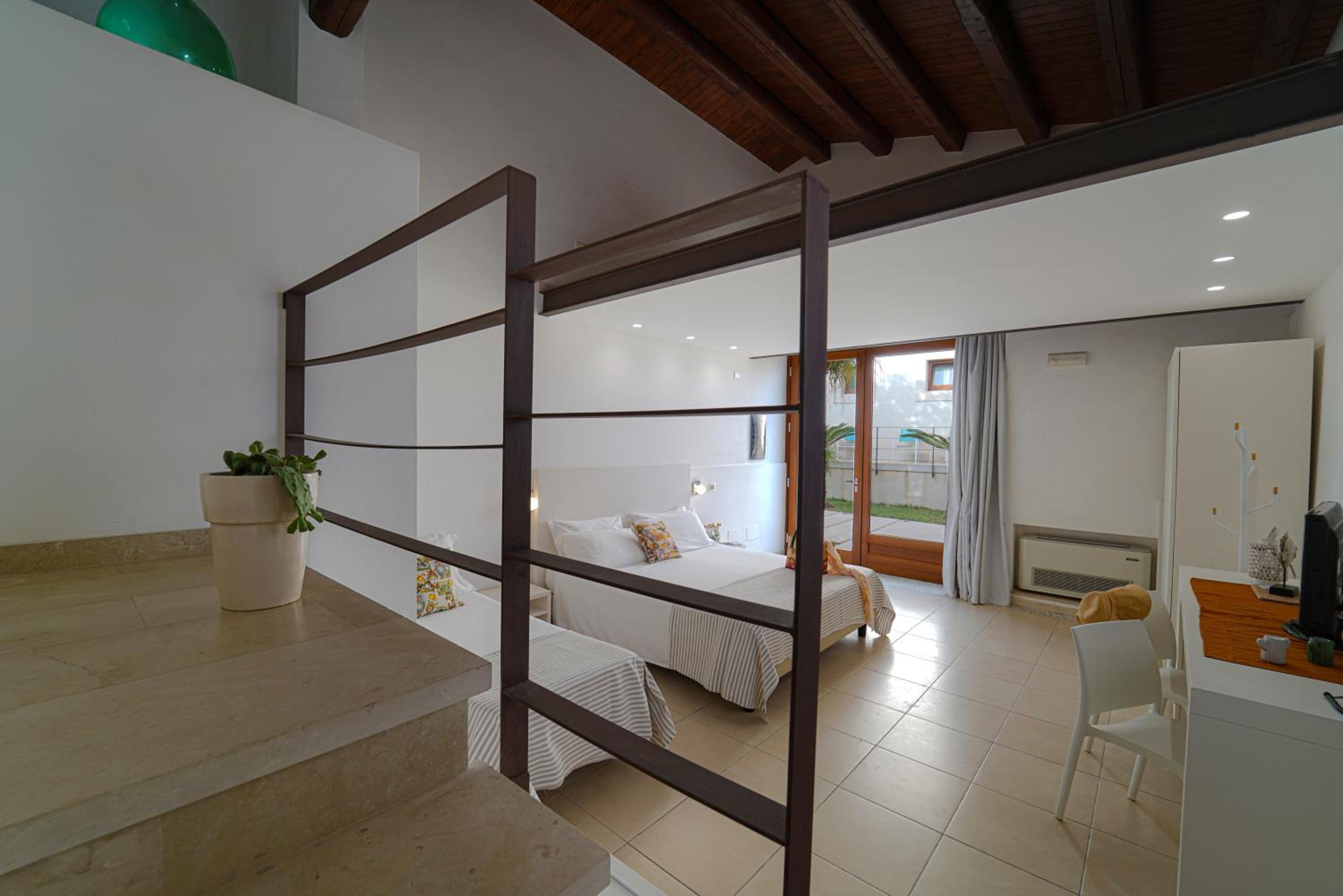 Triple Room - Photo 7
