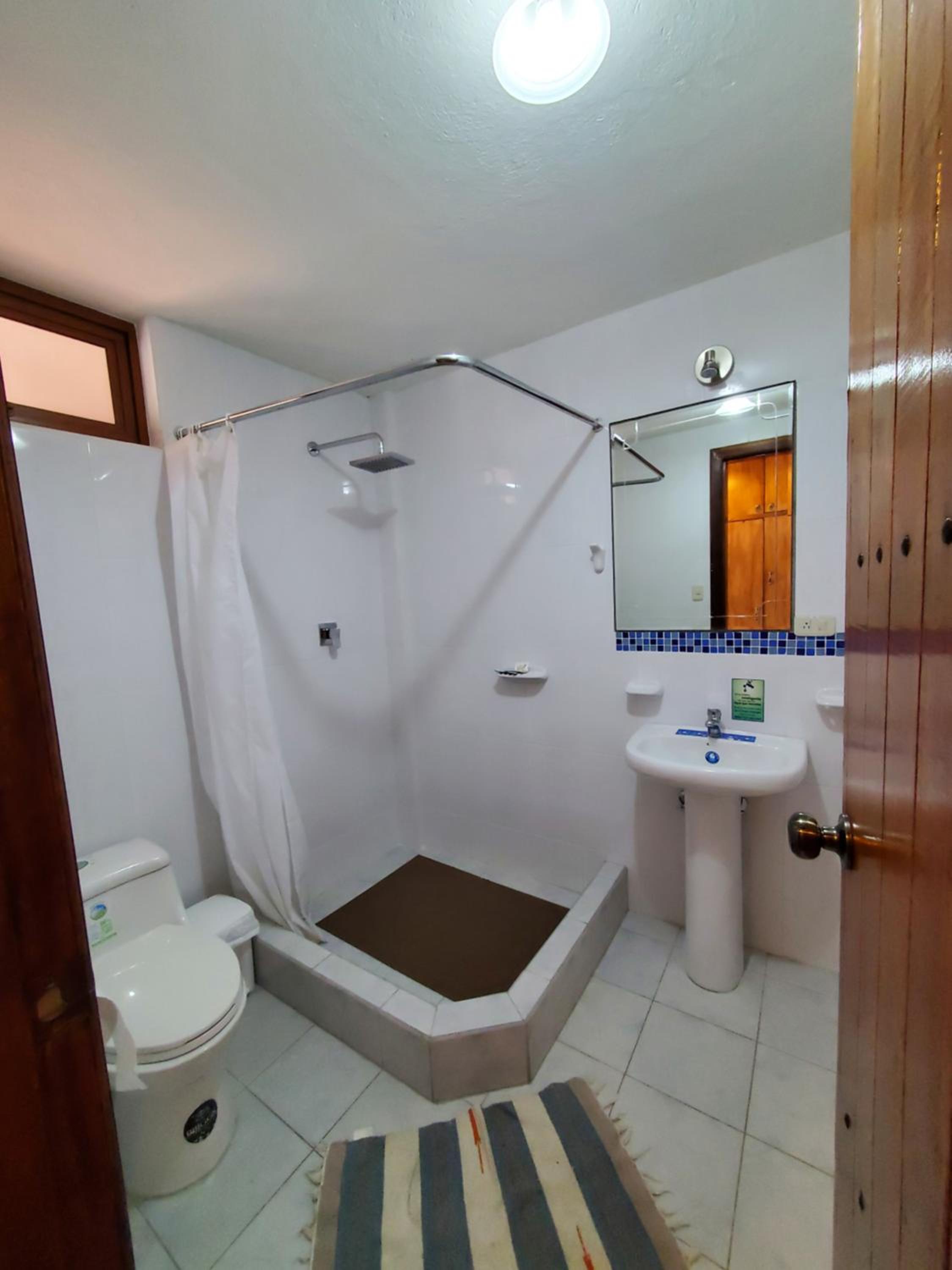 Standard Twin Room with Mountain View photo 2