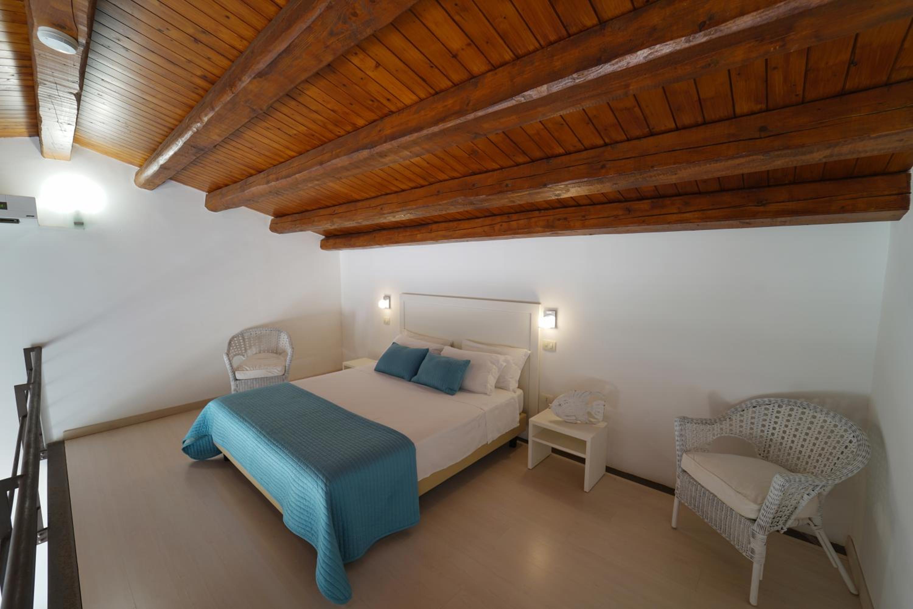 Triple Room - Photo 21