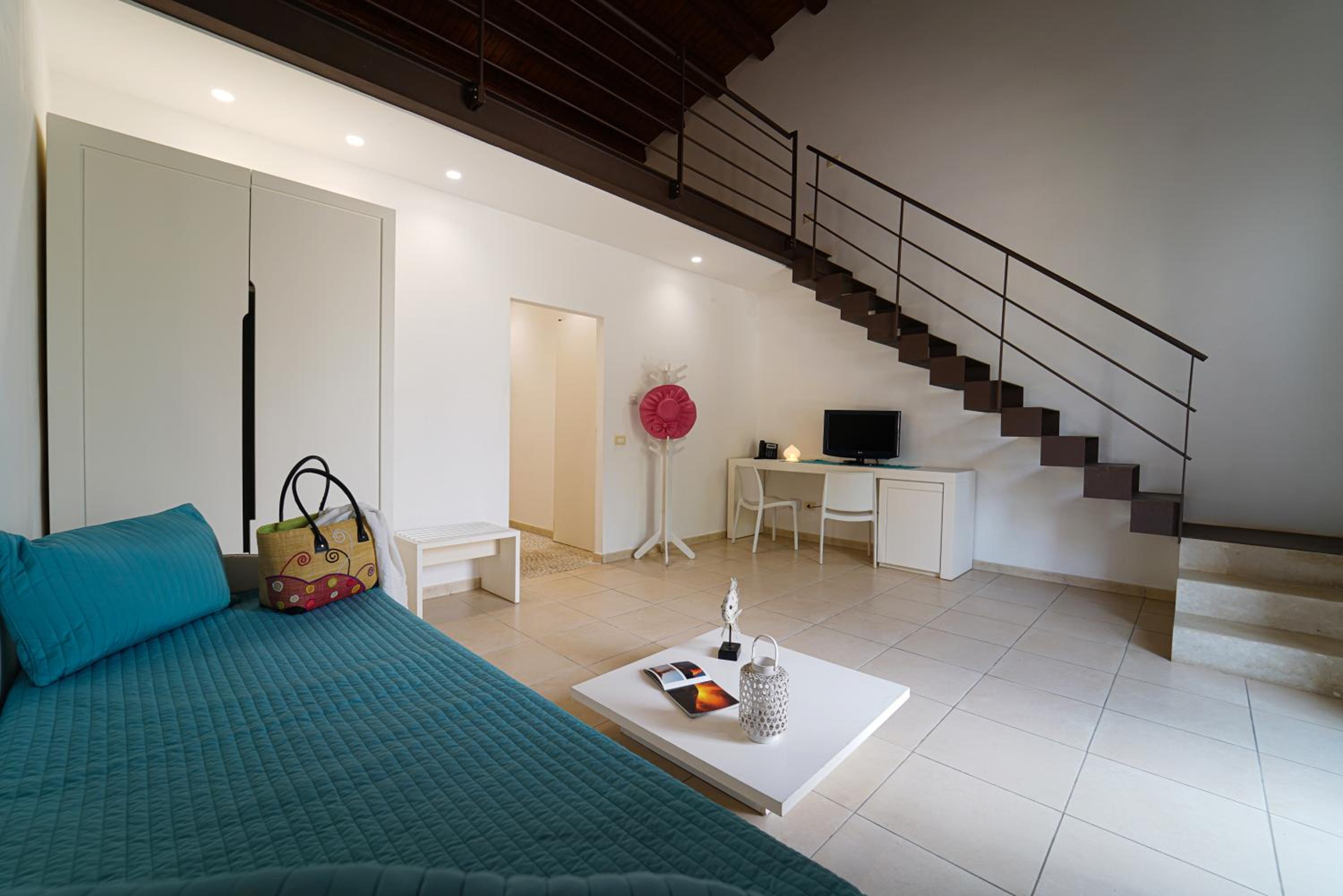 Quadruple Room - Photo 2