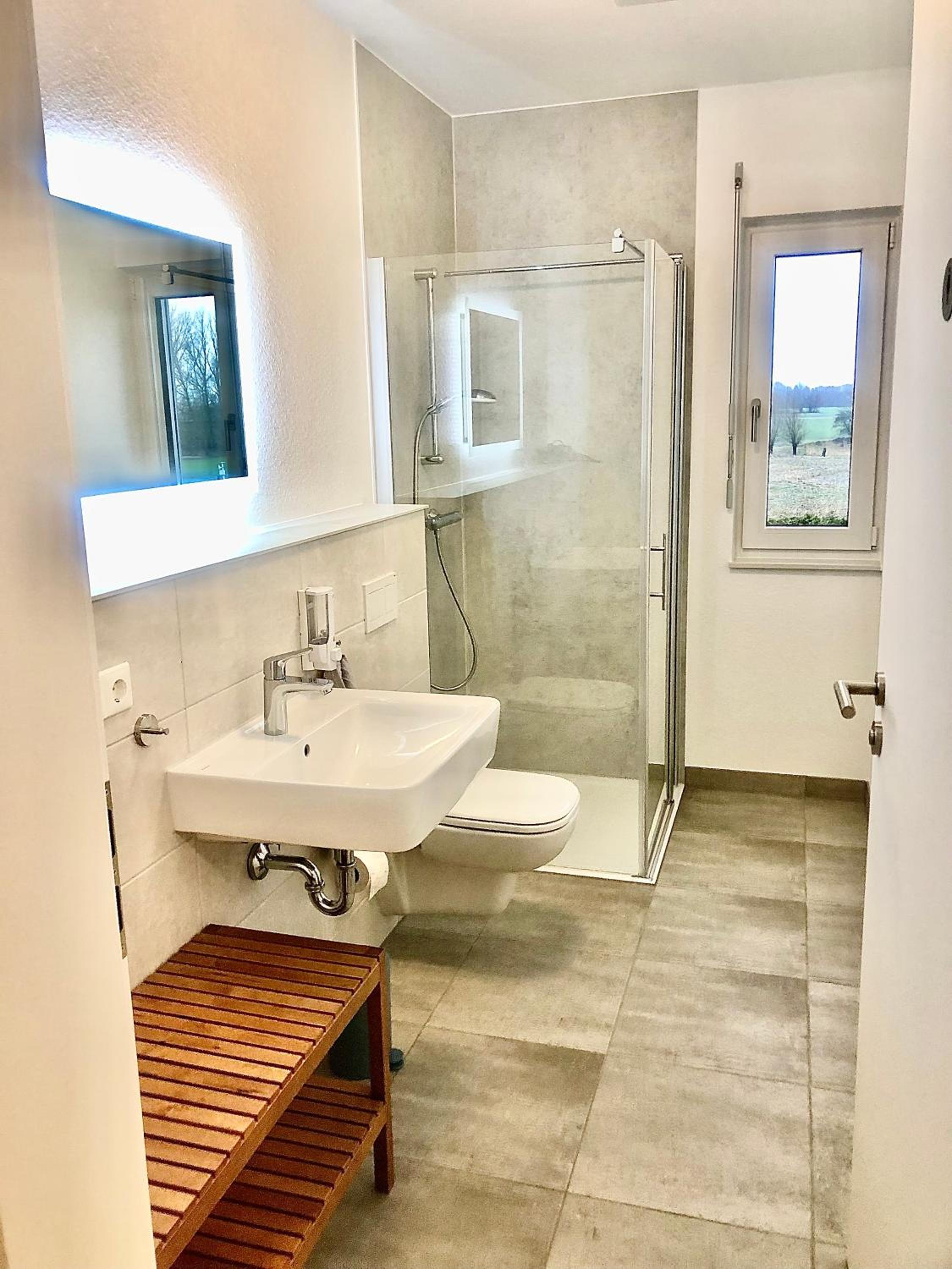 Twin Room with Shared Bathroom photo 2