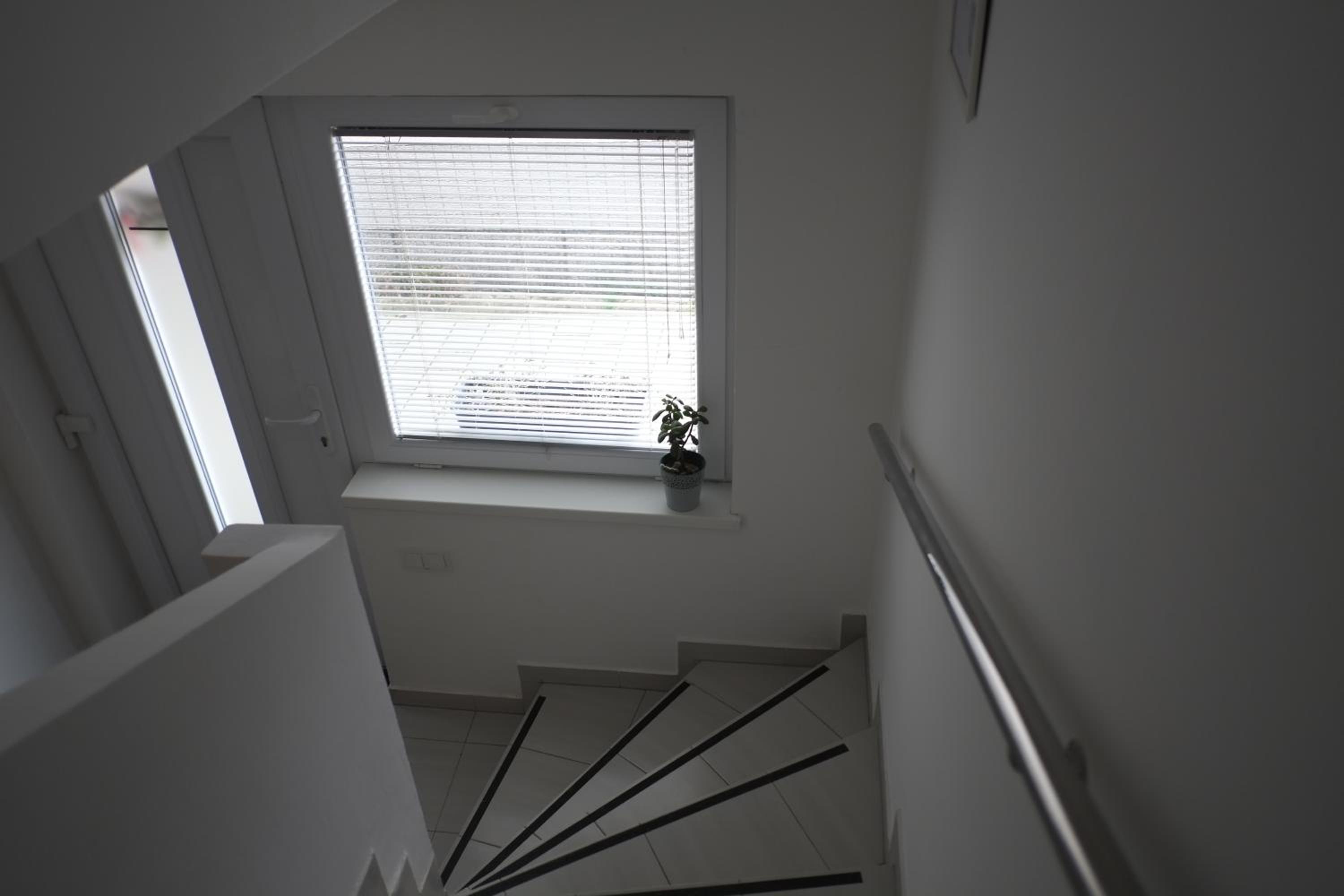 One-Bedroom Apartment - Photo 47