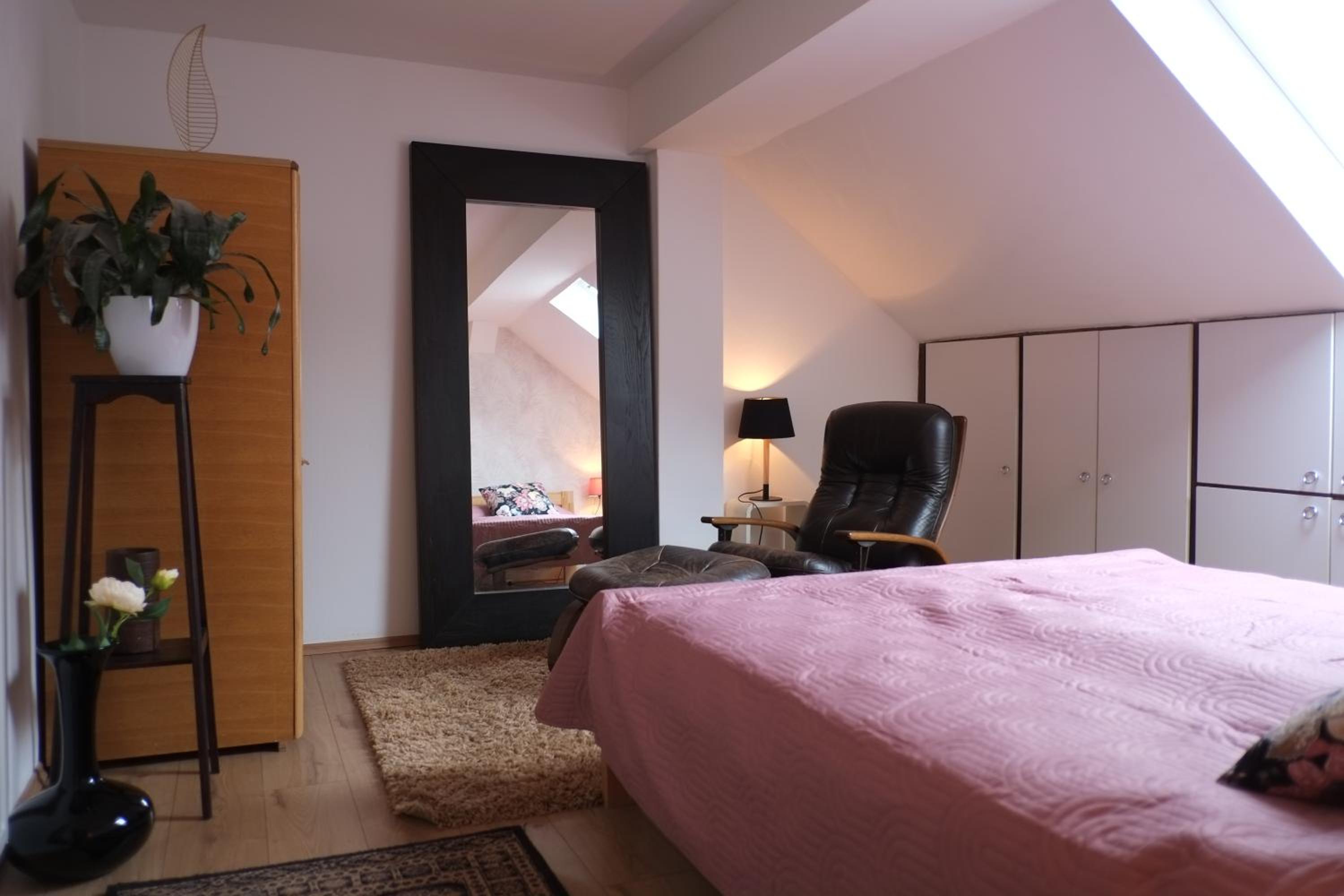 One-Bedroom Apartment - Photo 26