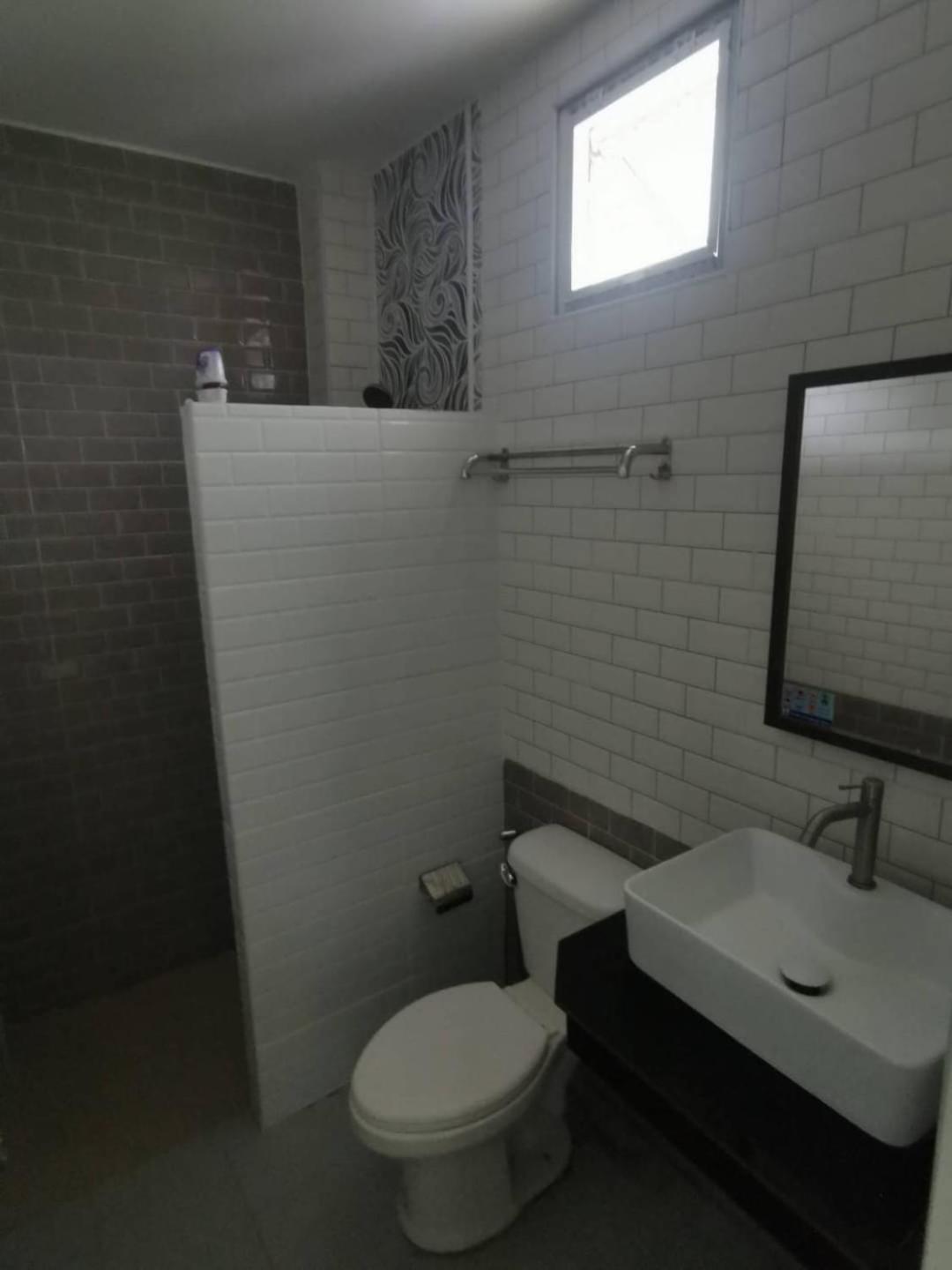 Deluxe Double or Twin Room with Balcony photo 3