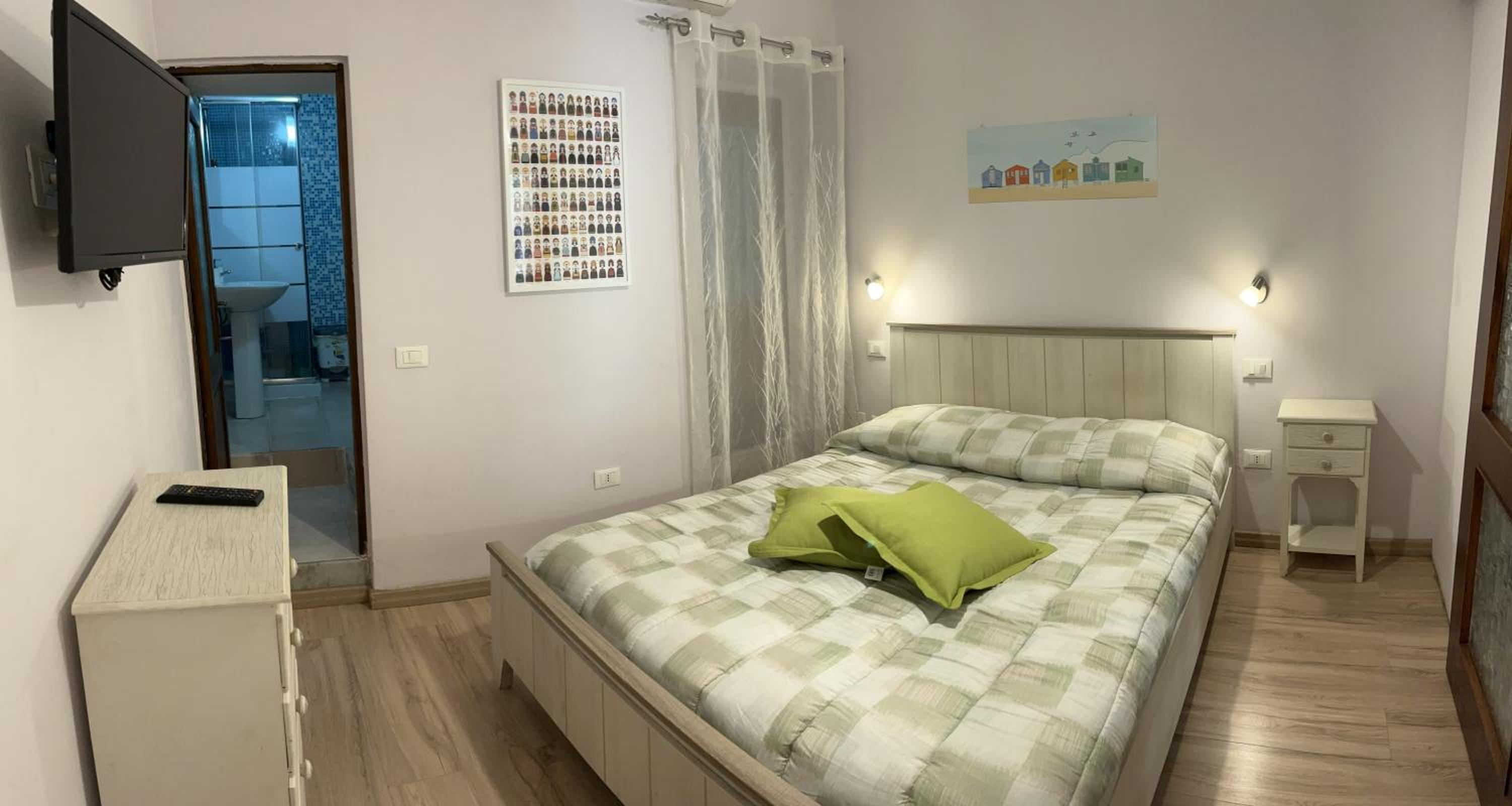 One-Bedroom Apartment