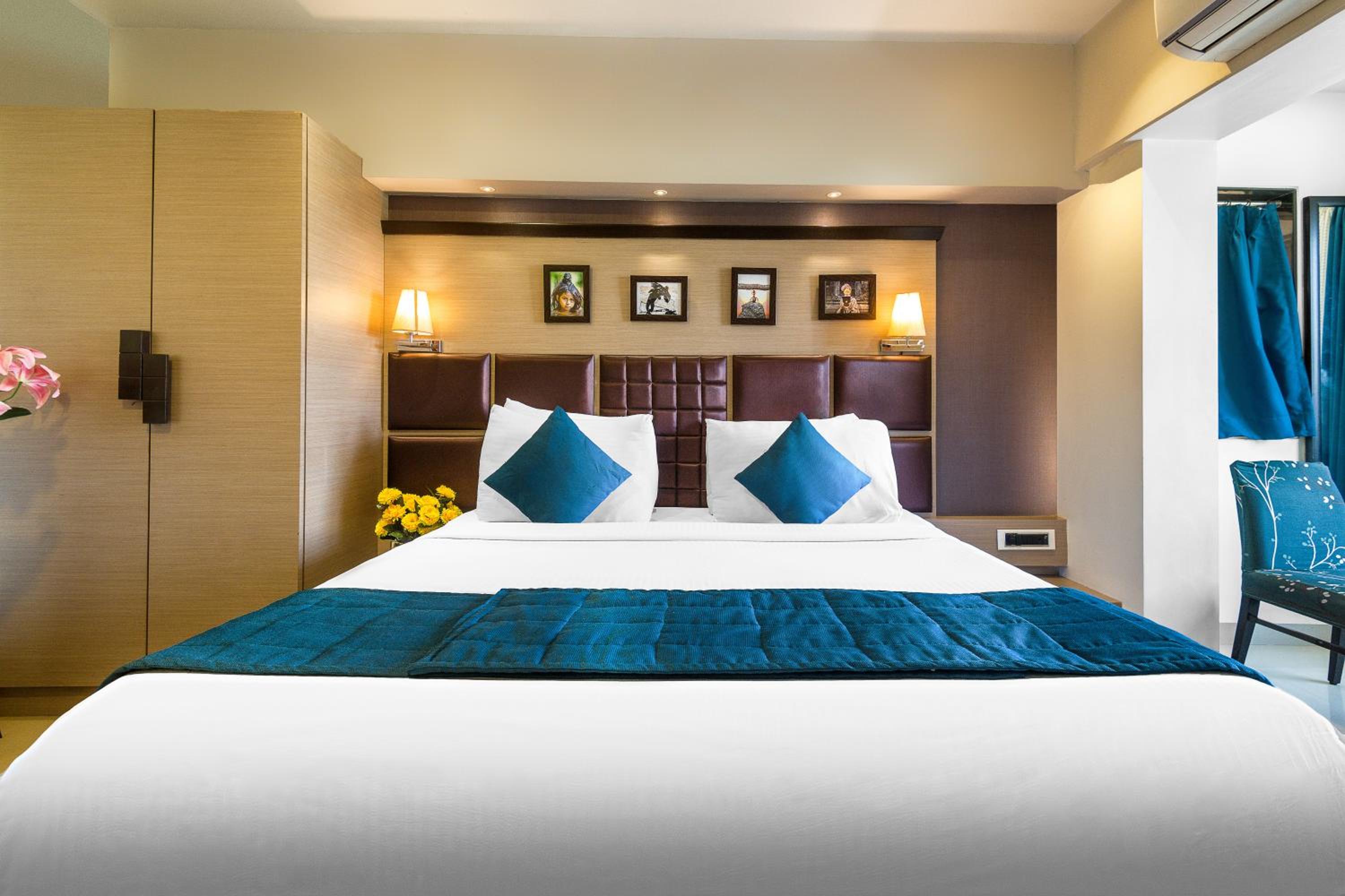 Premium Double or Twin Room - Photo 4