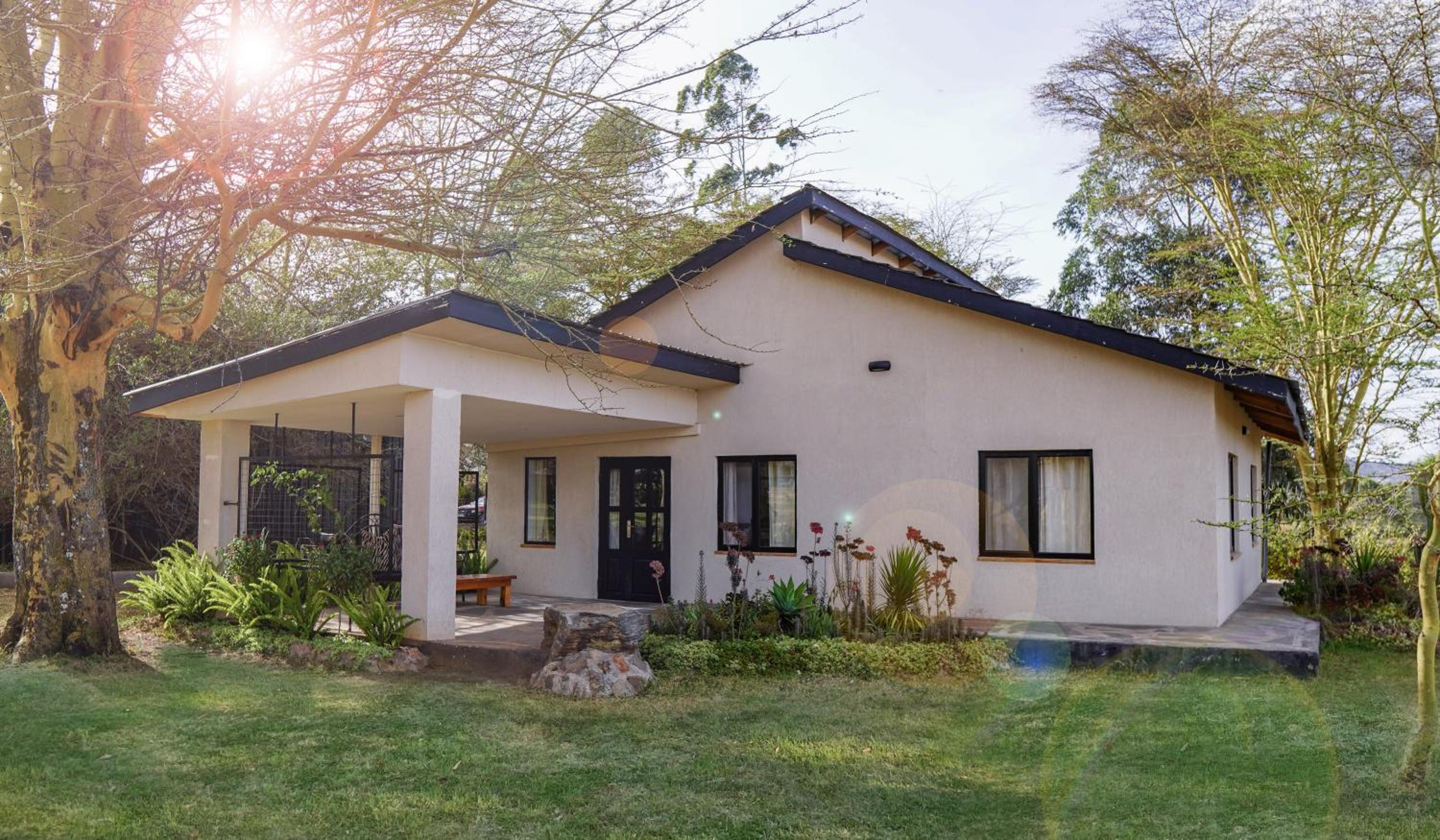 Two-Bedroom House - Photo 33