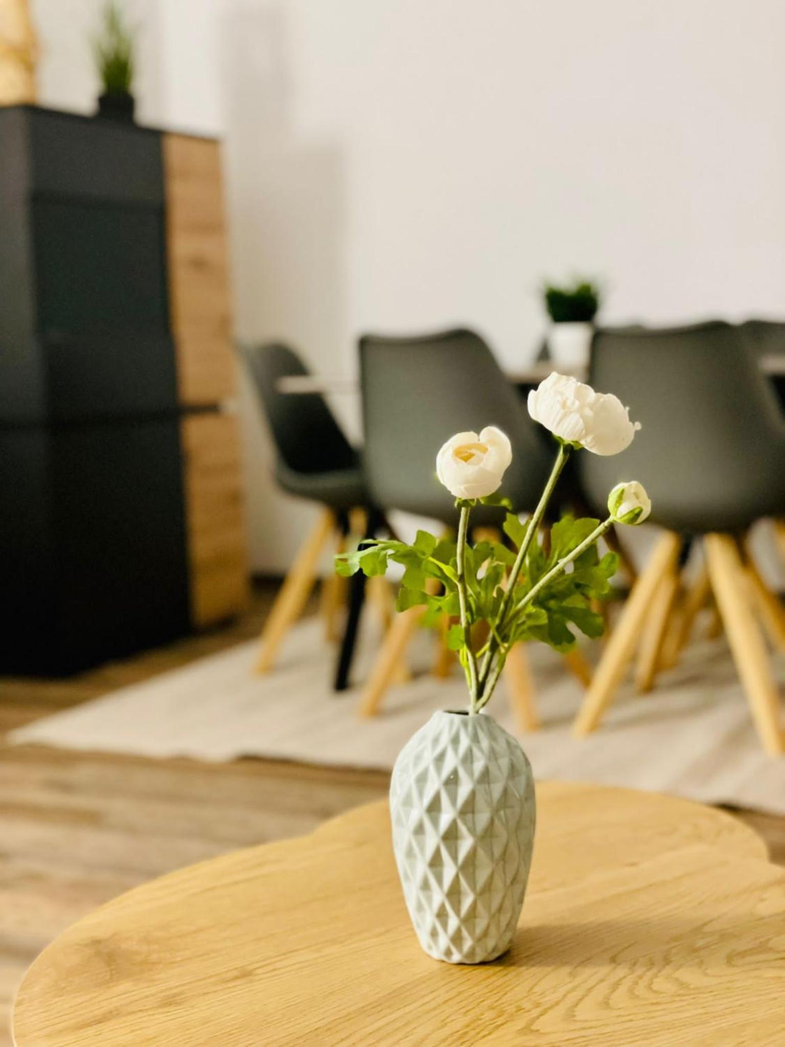 One-Bedroom Apartment - Photo 14