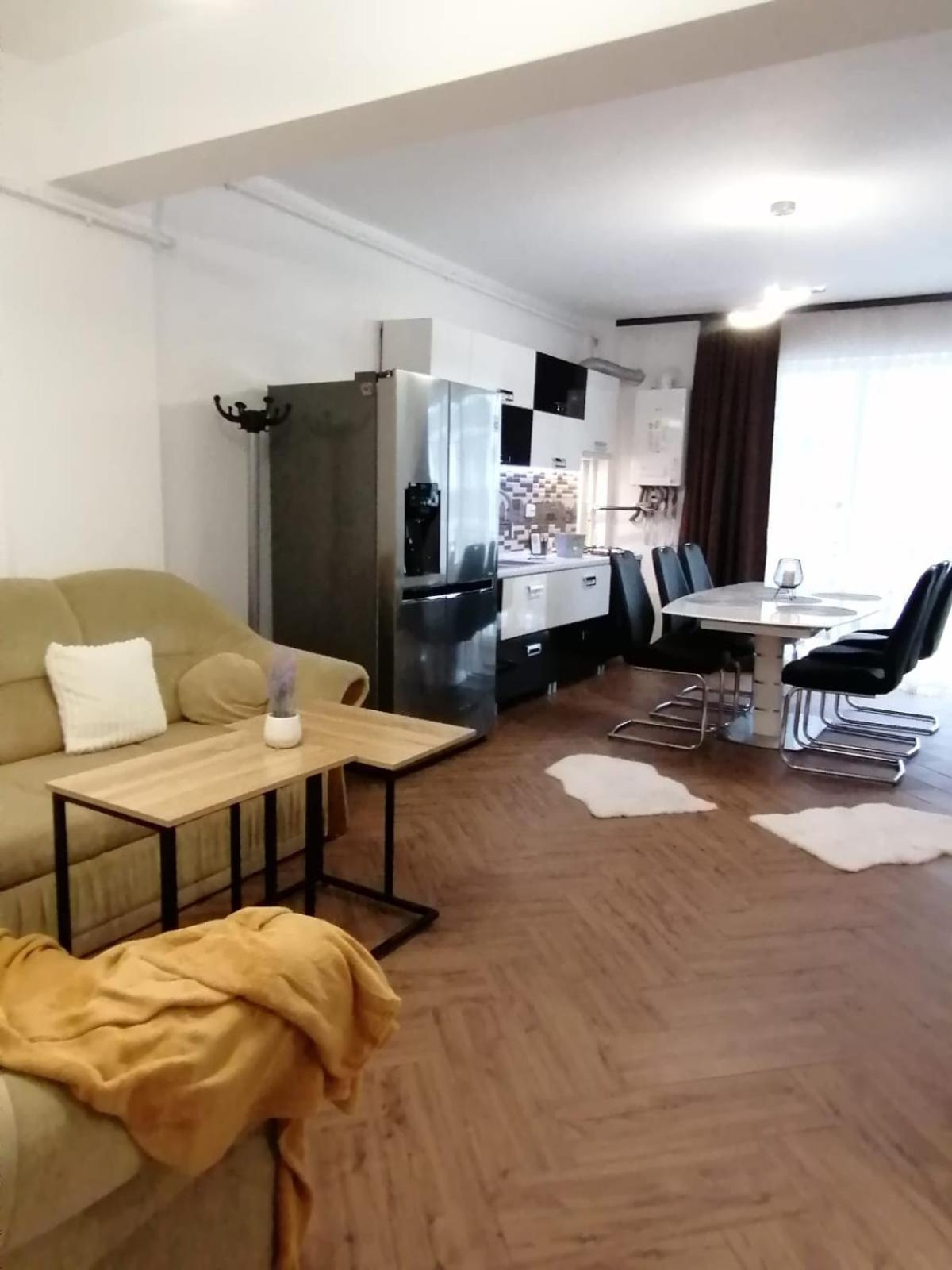 One-Bedroom Apartment - Photo 15
