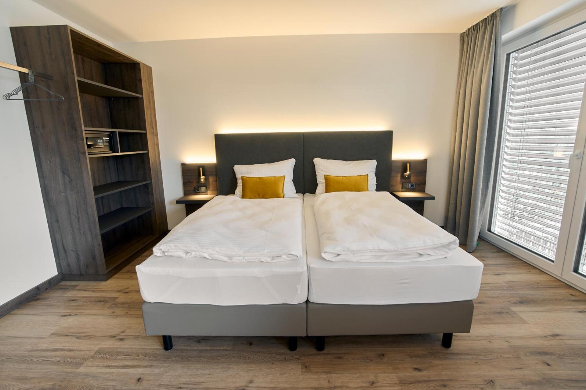 Large Double Room