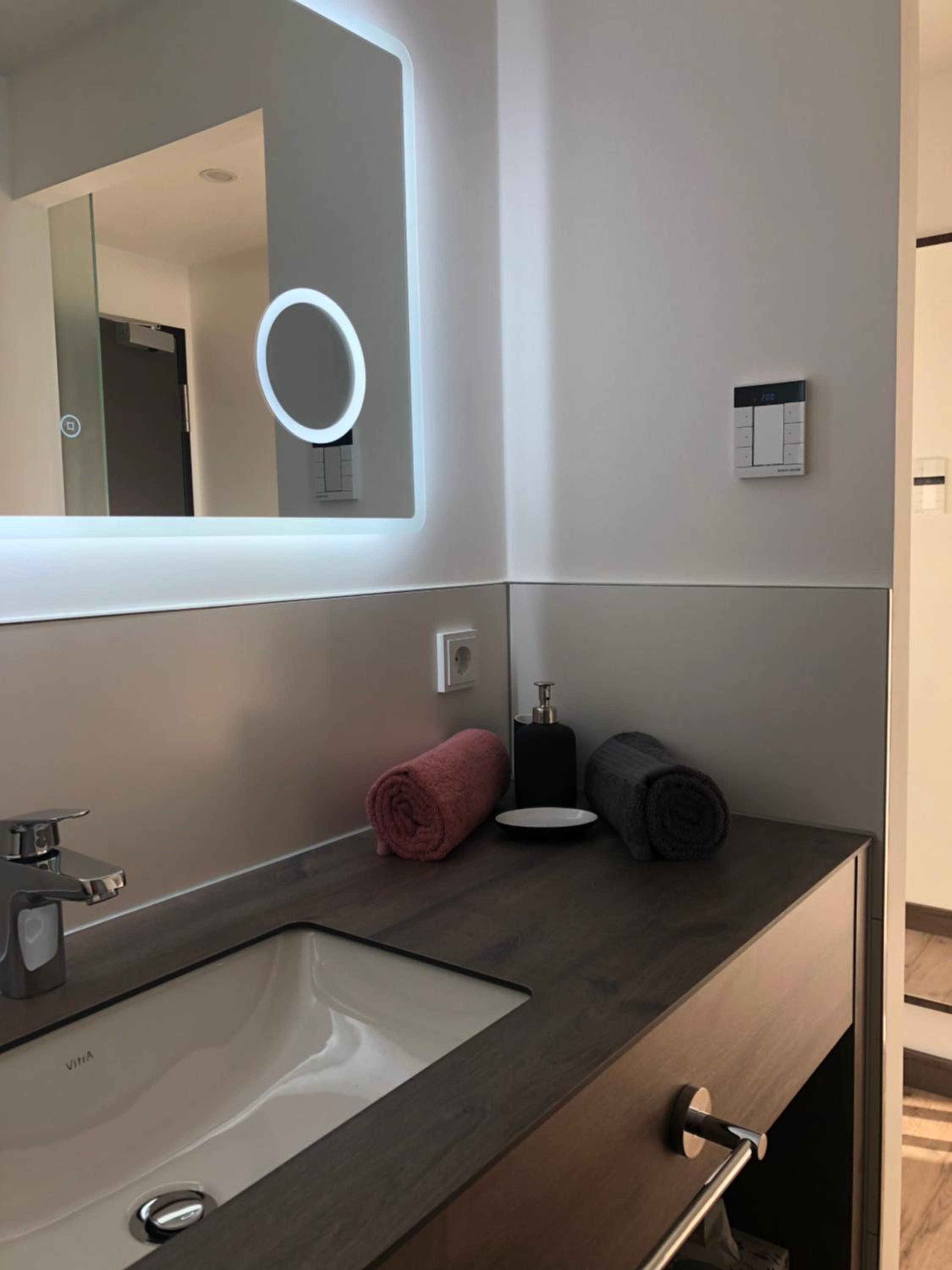 Double Room with Lake View photo 2