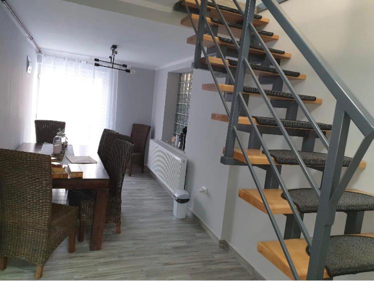 Two-Bedroom Suite - Photo 2