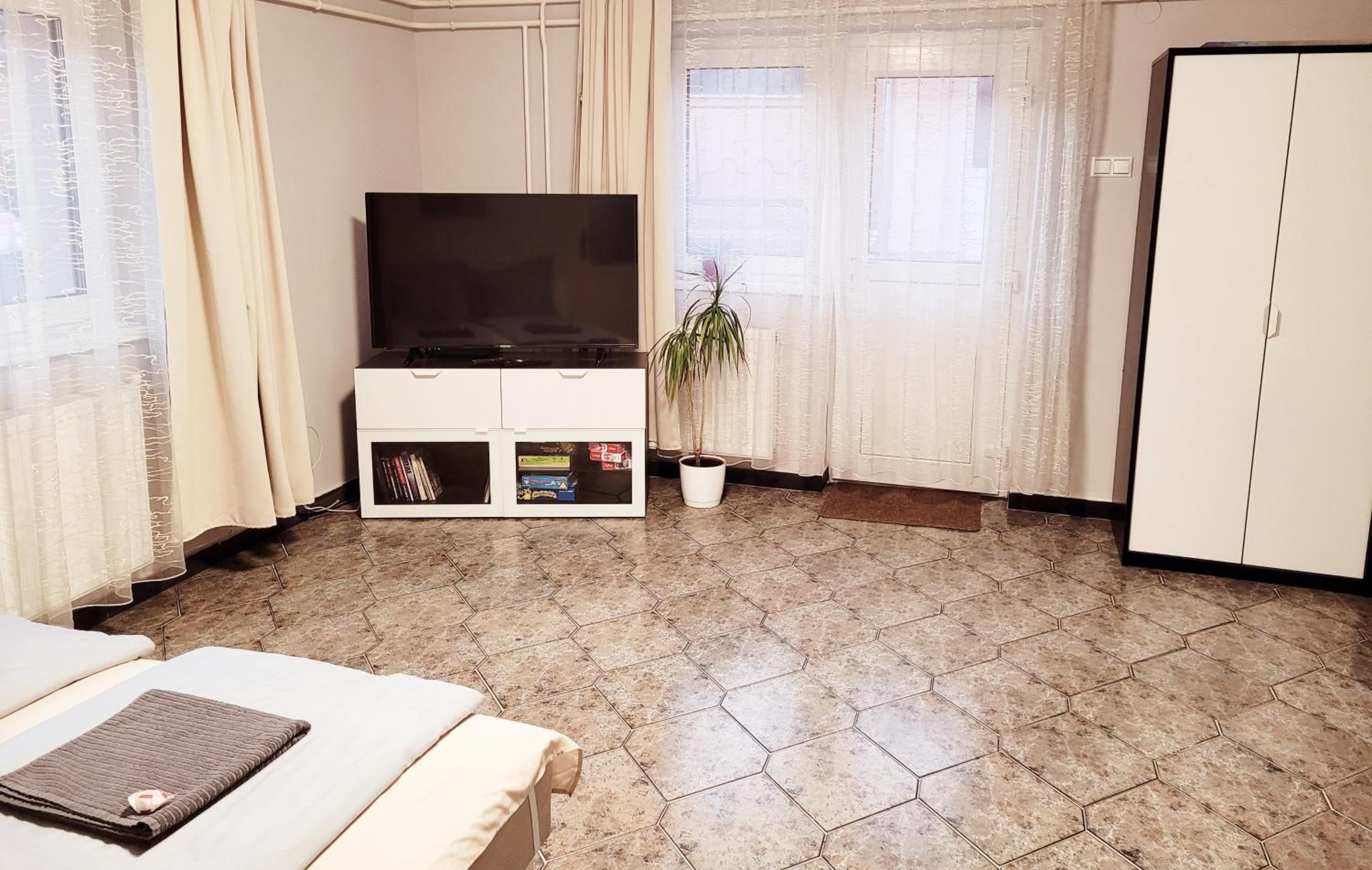 Apartment - Ground Floor photo 3