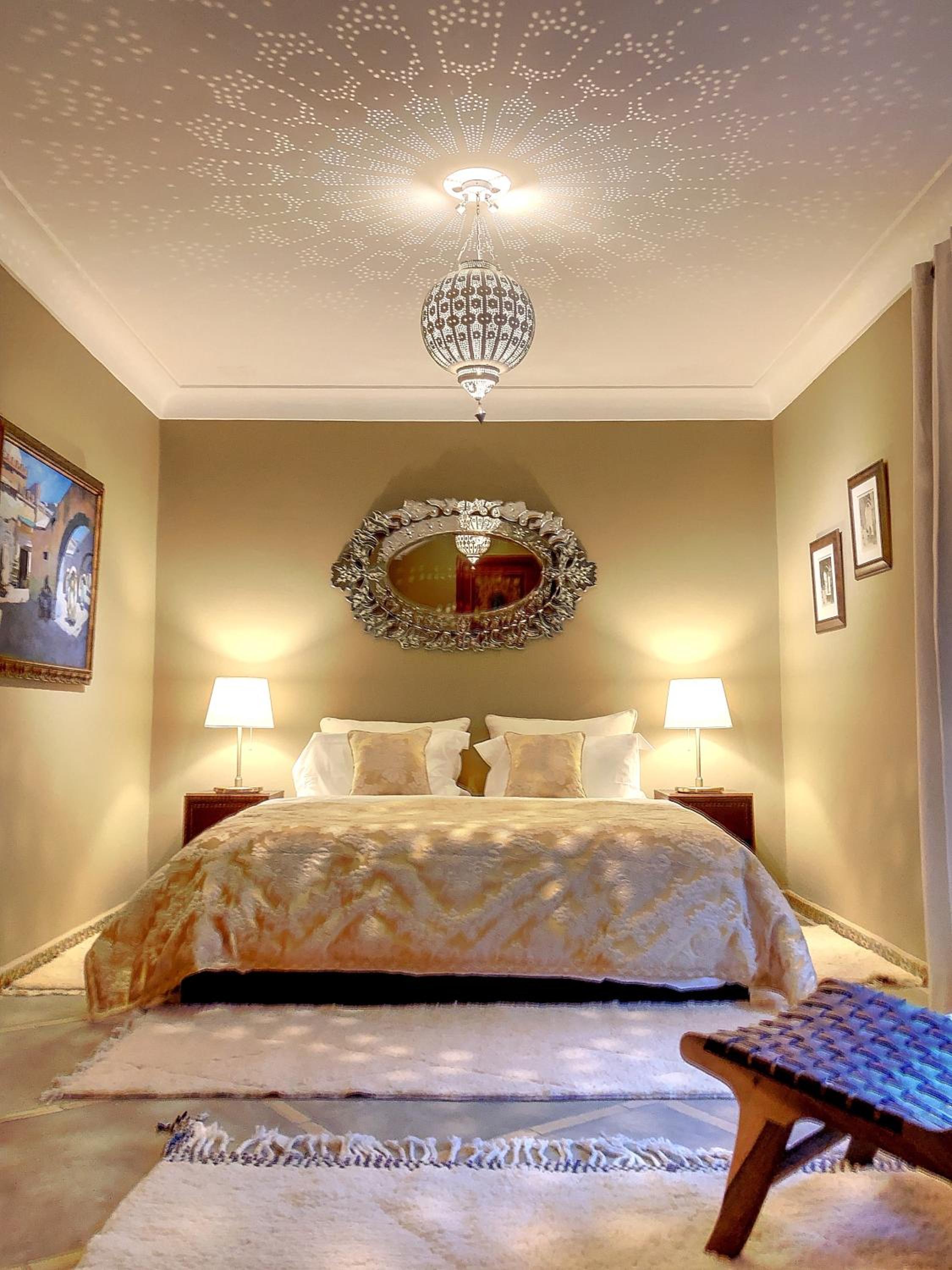 Large Double Room - Photo 2