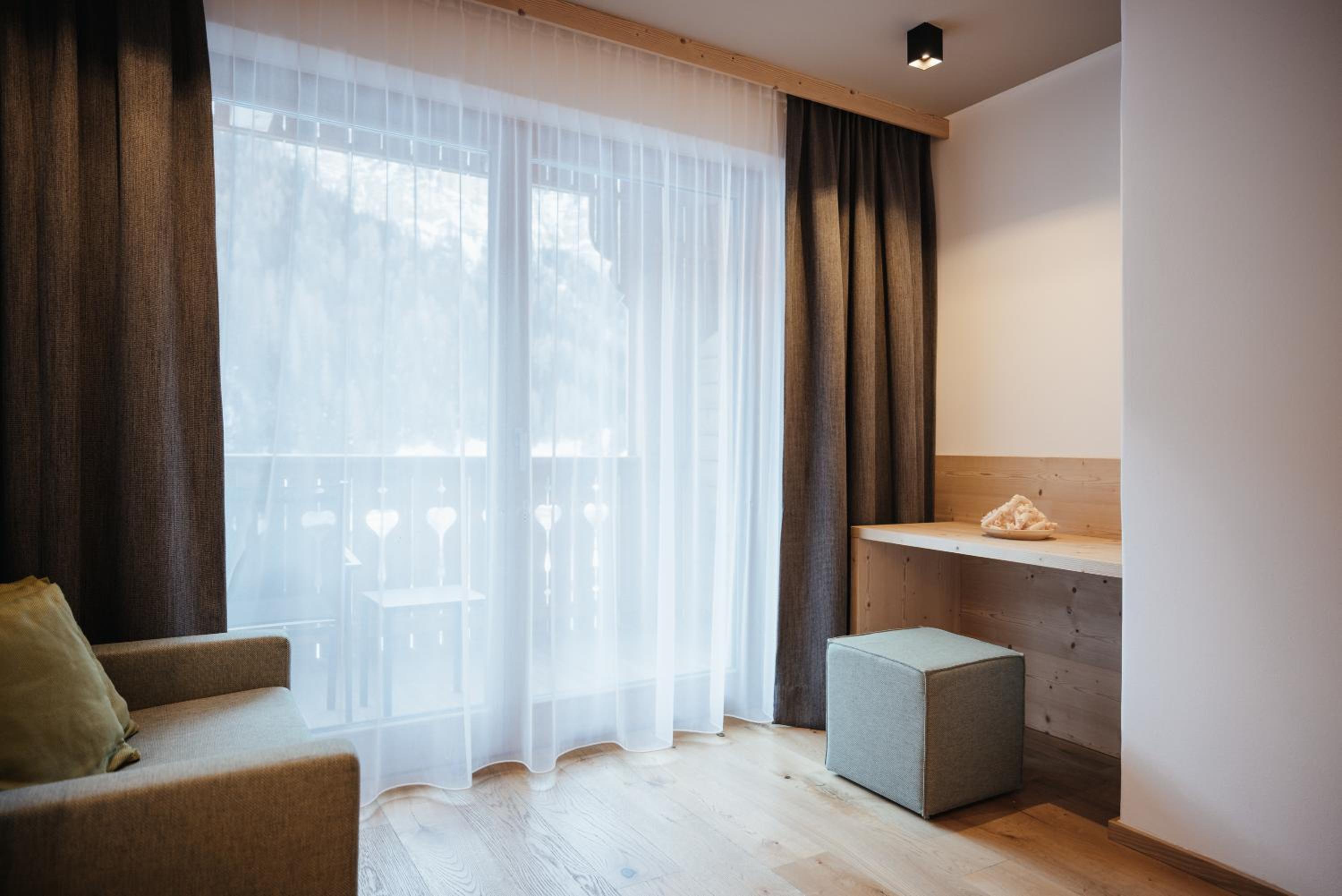 Superior Double or Twin Room with Balcony - Photo 2