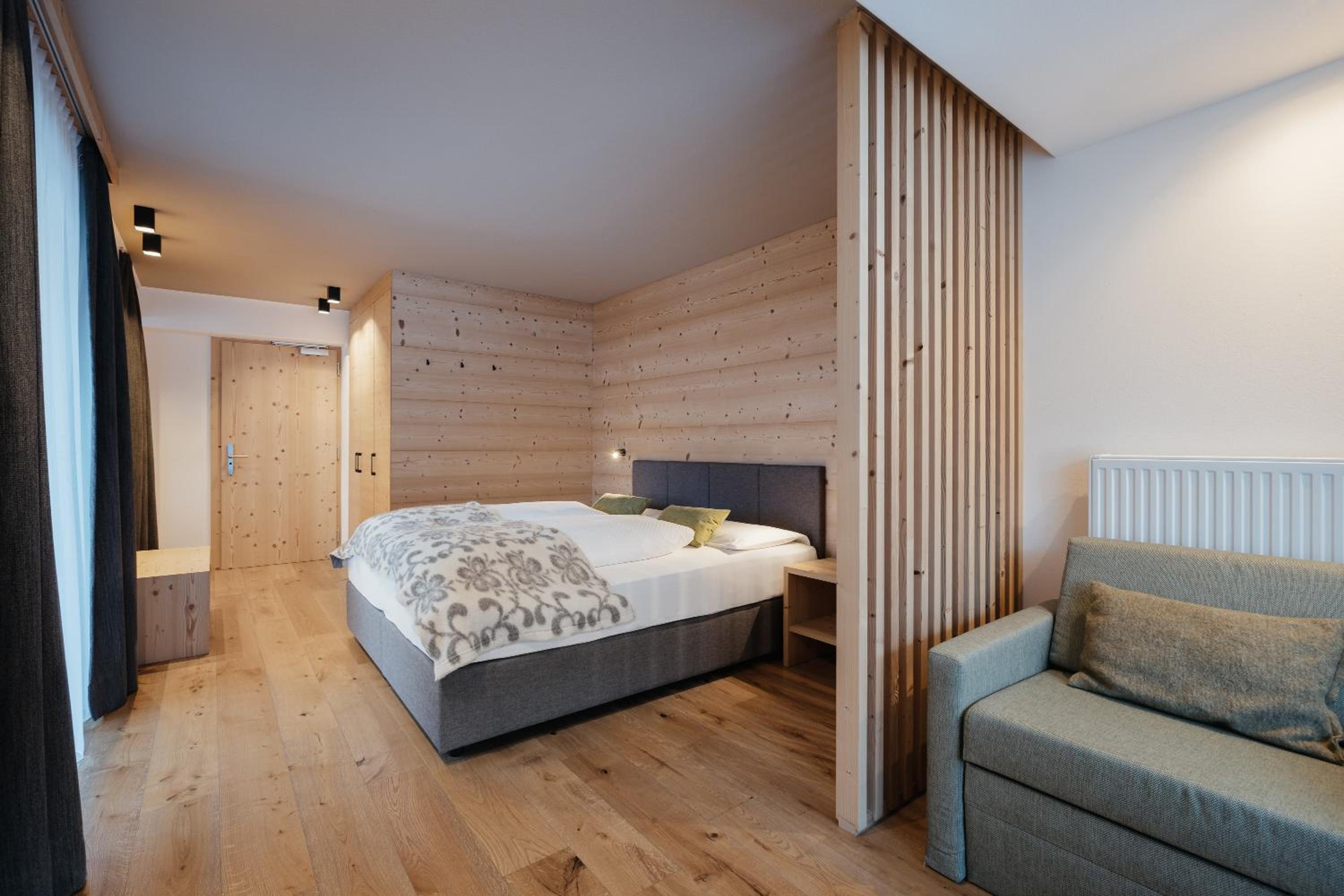 Superior Double or Twin Room with Balcony - Photo 7