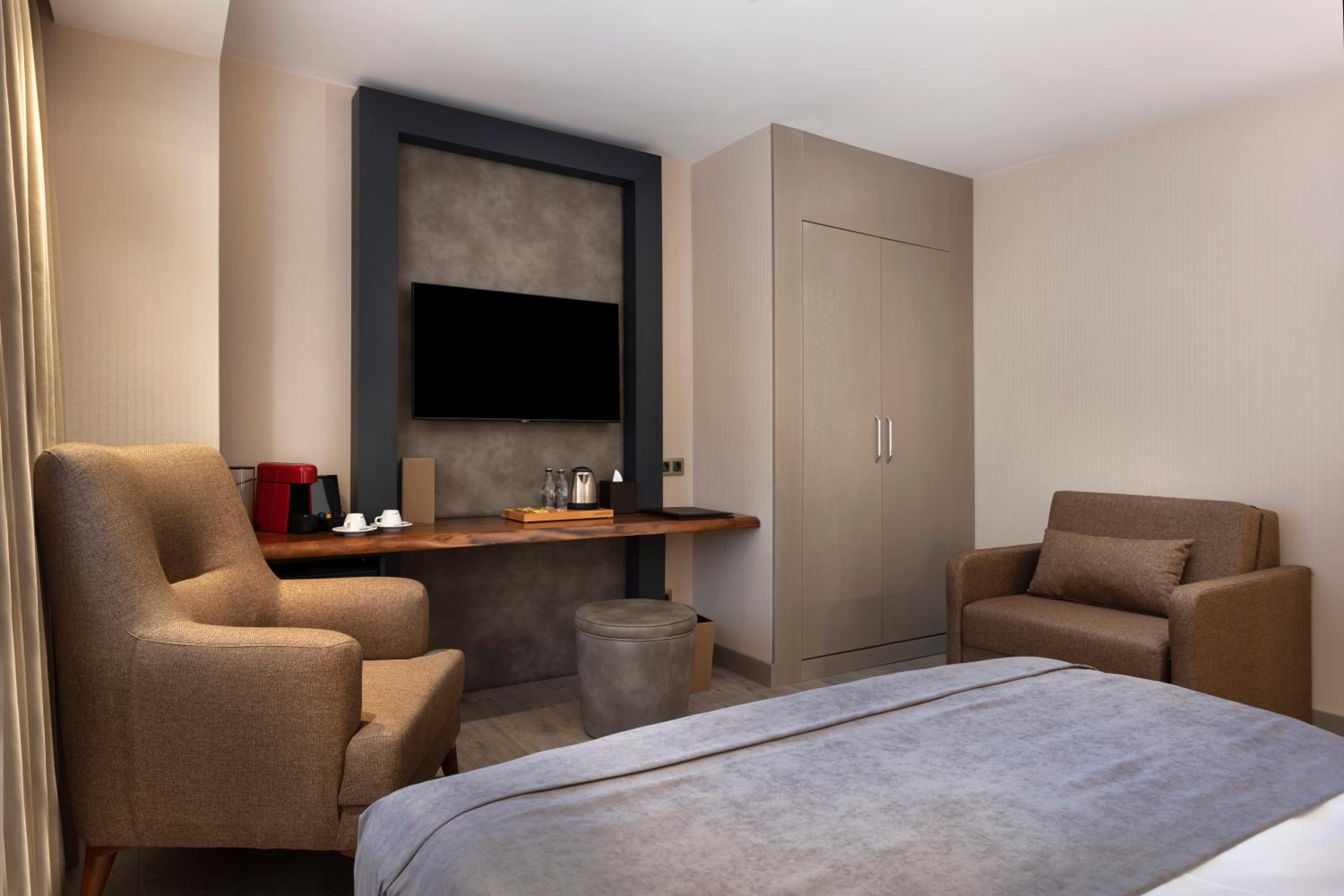 Deluxe Double Room photo 2