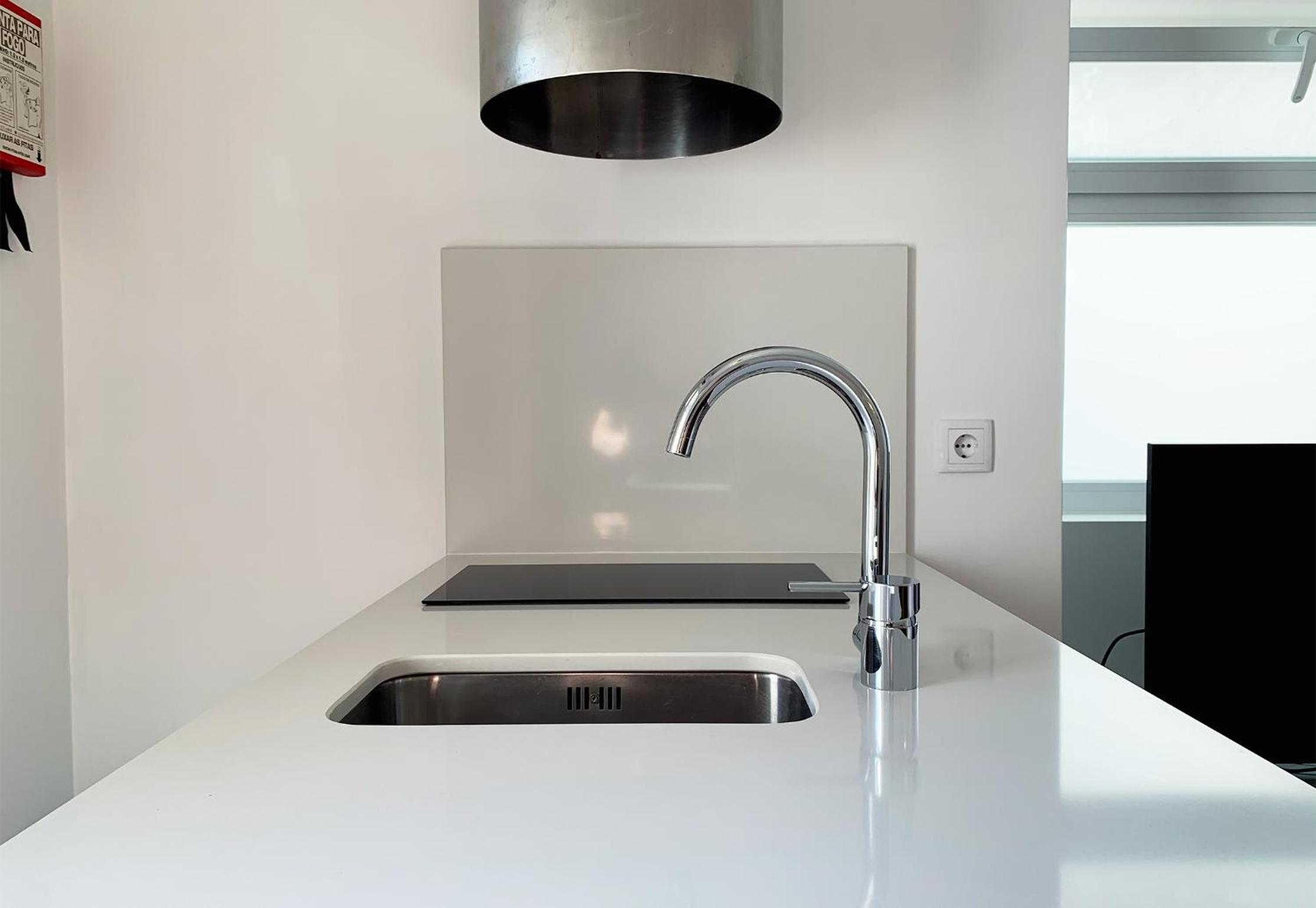 Apartment with Terrace - Photo 9