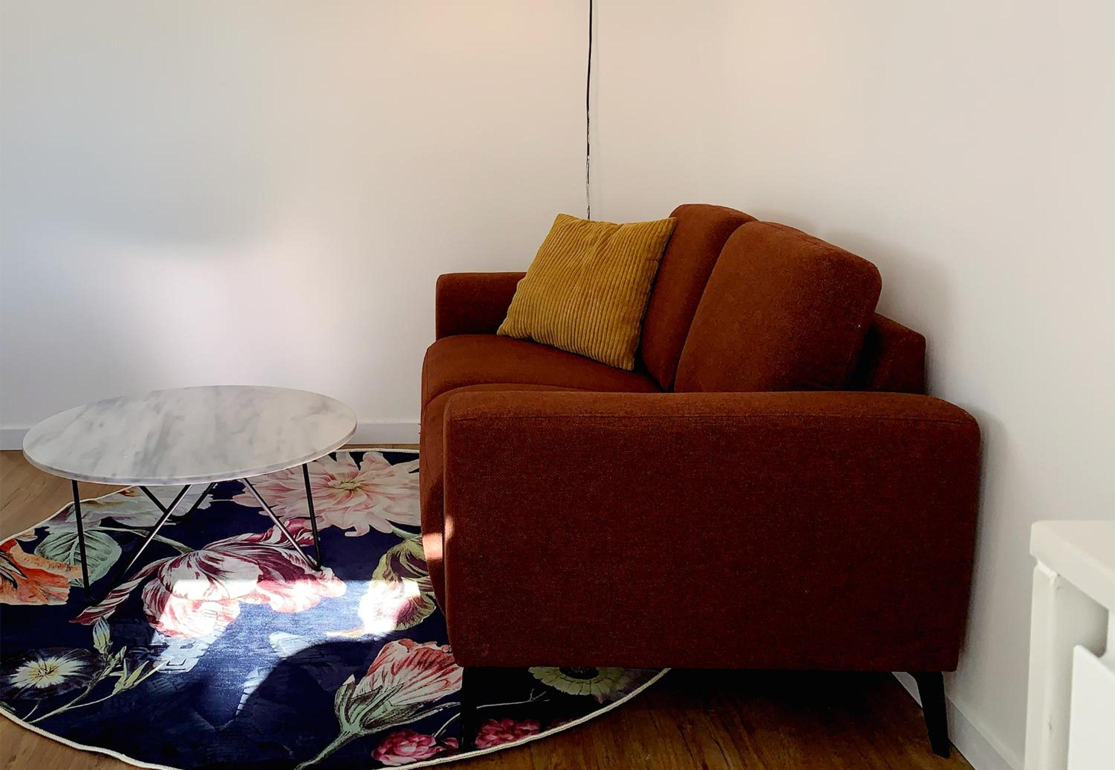 Apartment with Terrace - Photo 16