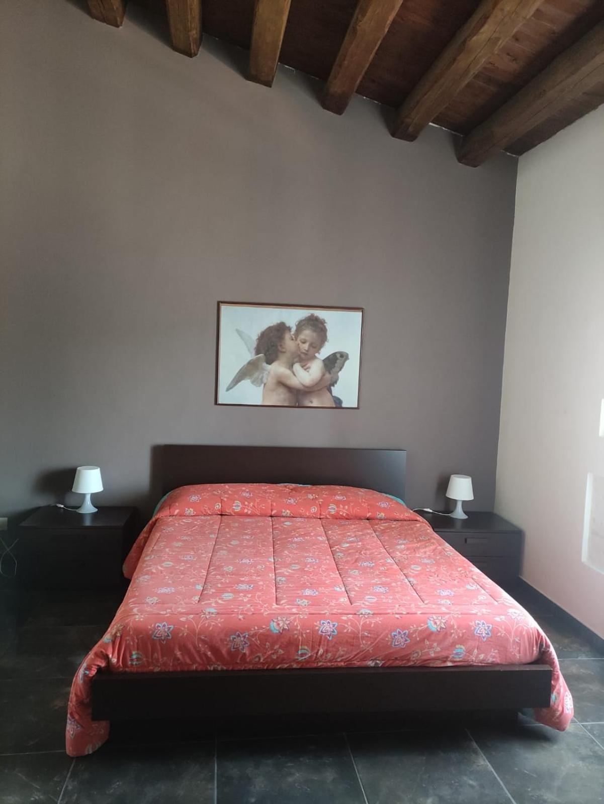One-Bedroom House - Photo 12