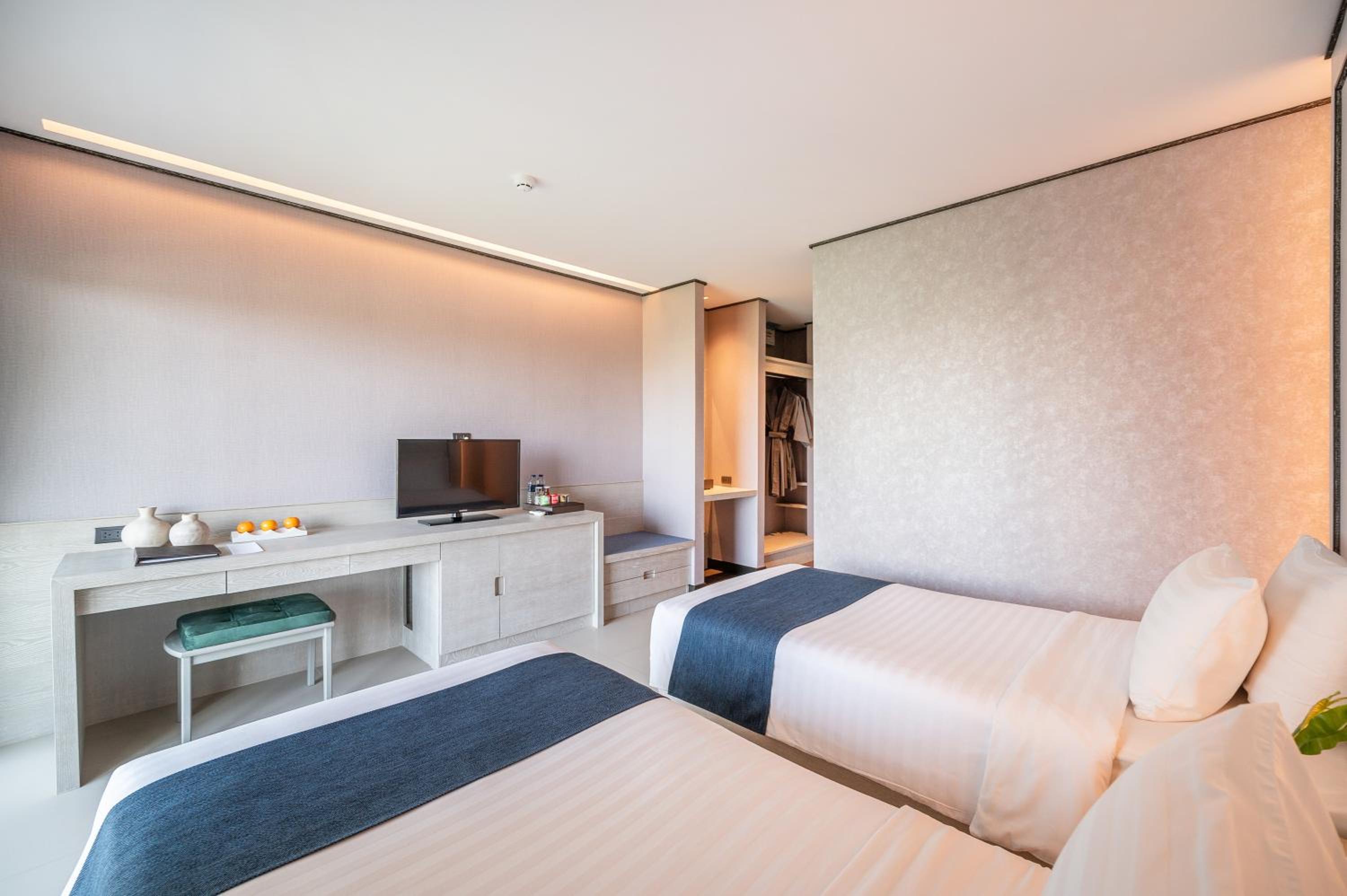Superior Twin Room - Photo 5
