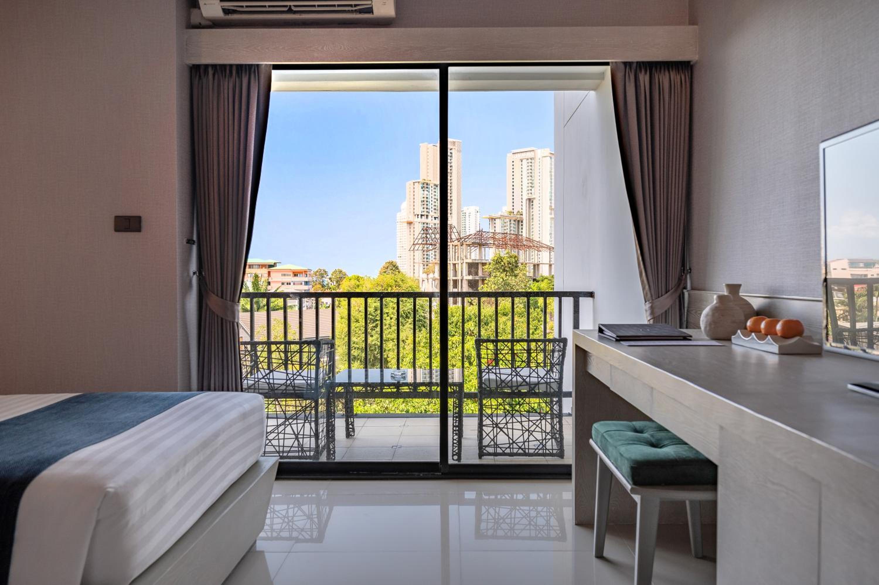 Superior Twin Room - Photo 9