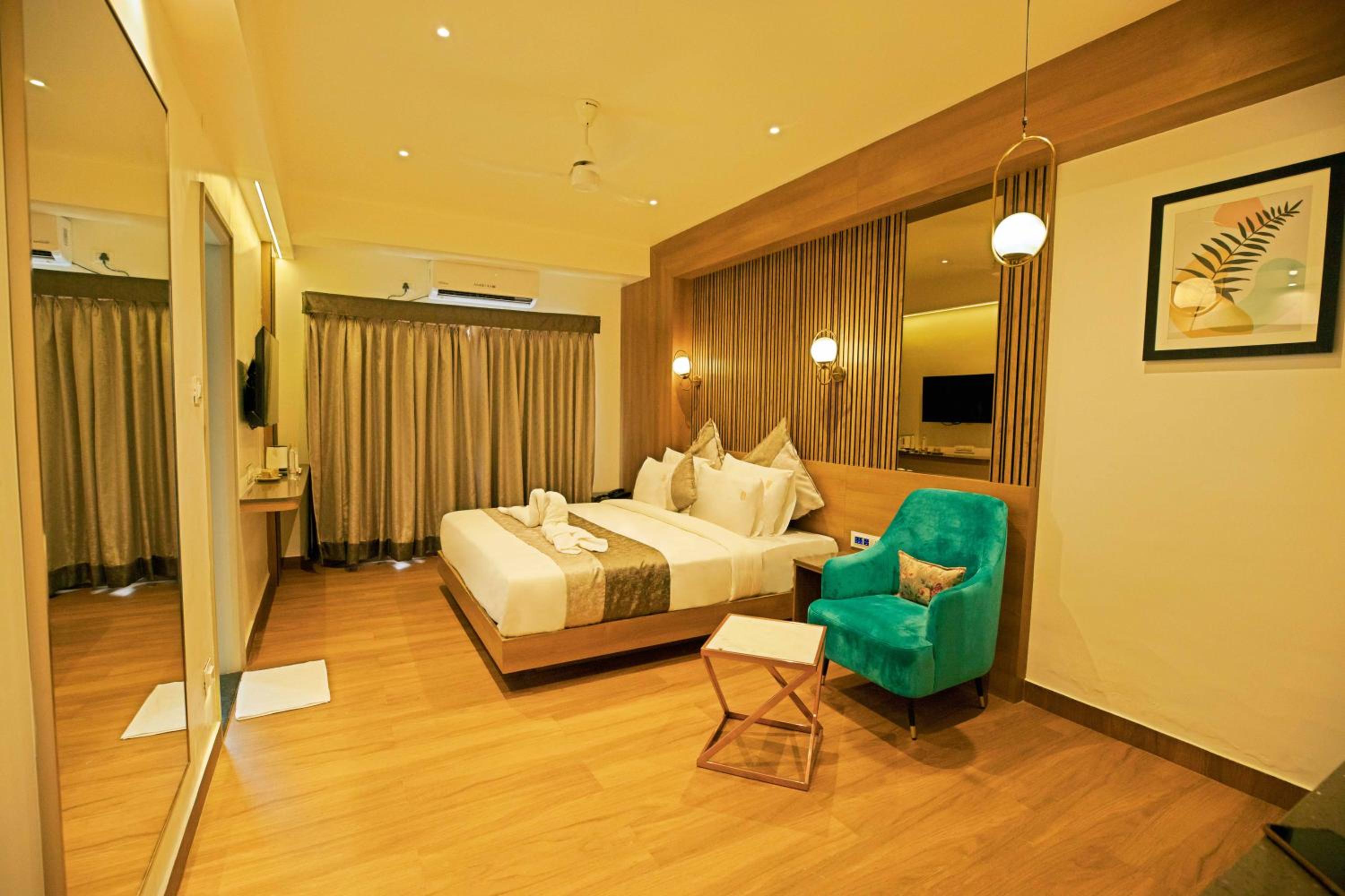 Large Double Room