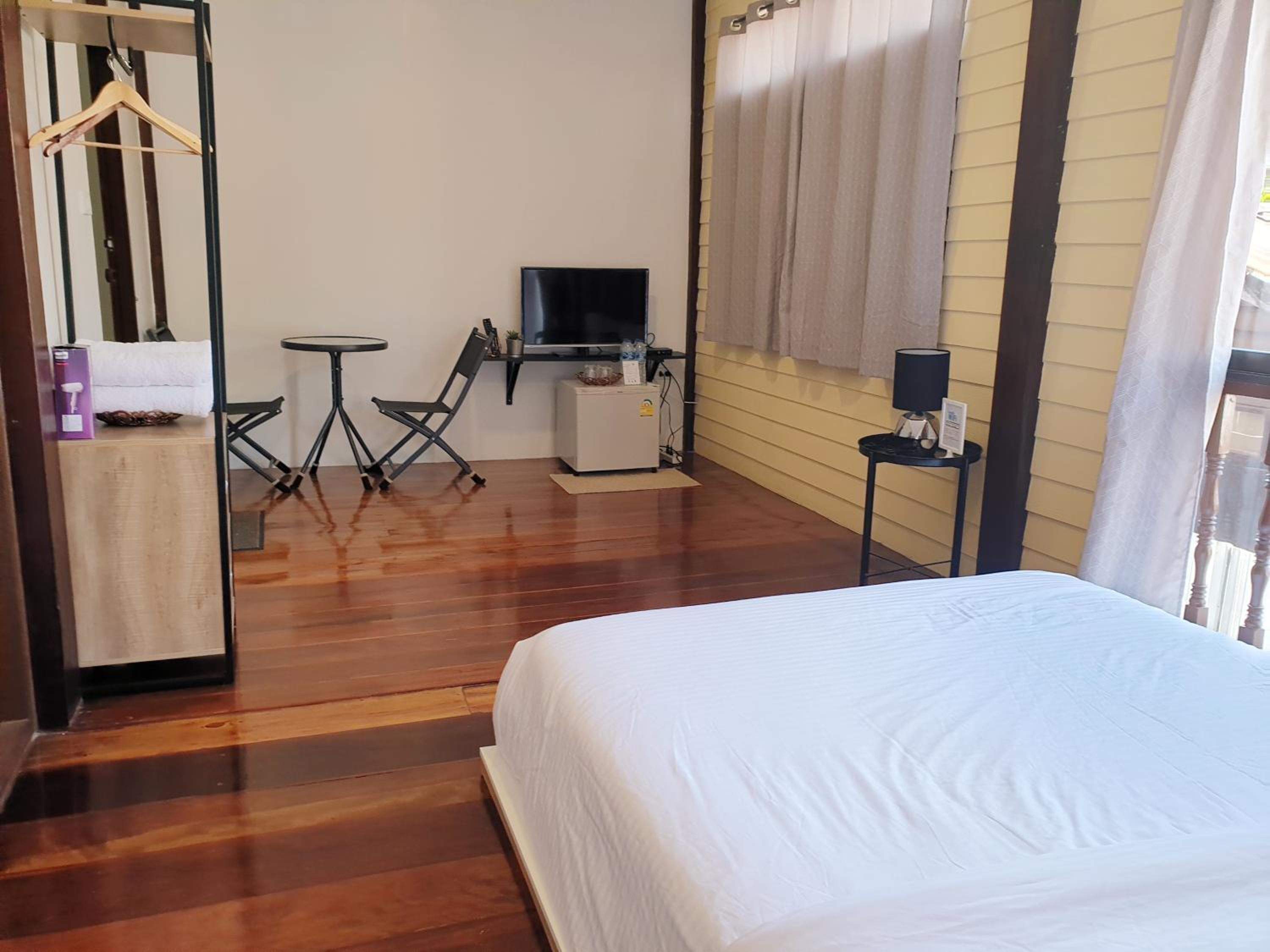 Deluxe Double or Twin Room - Photo 4