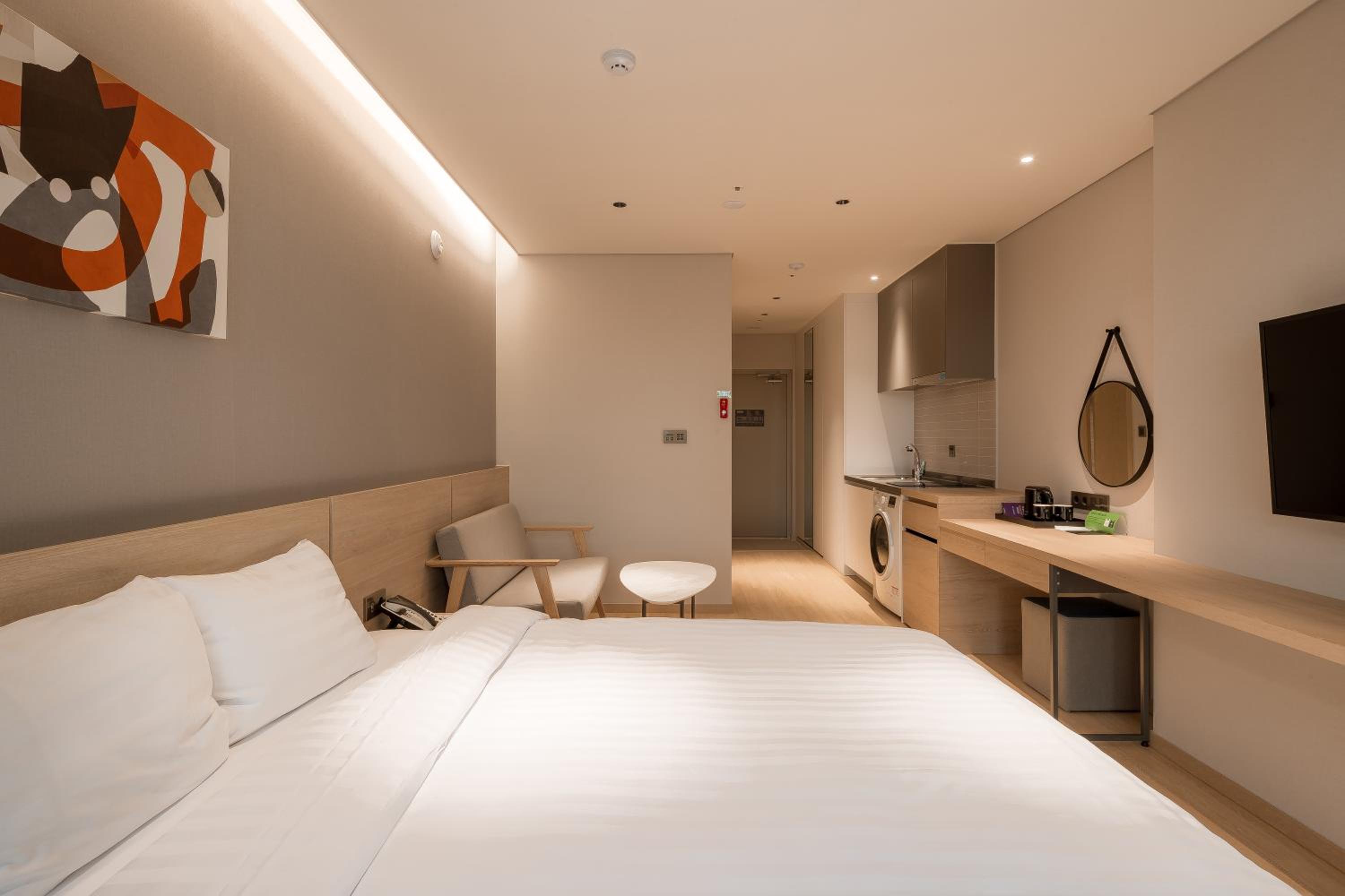 Standard Double Room - Photo 4