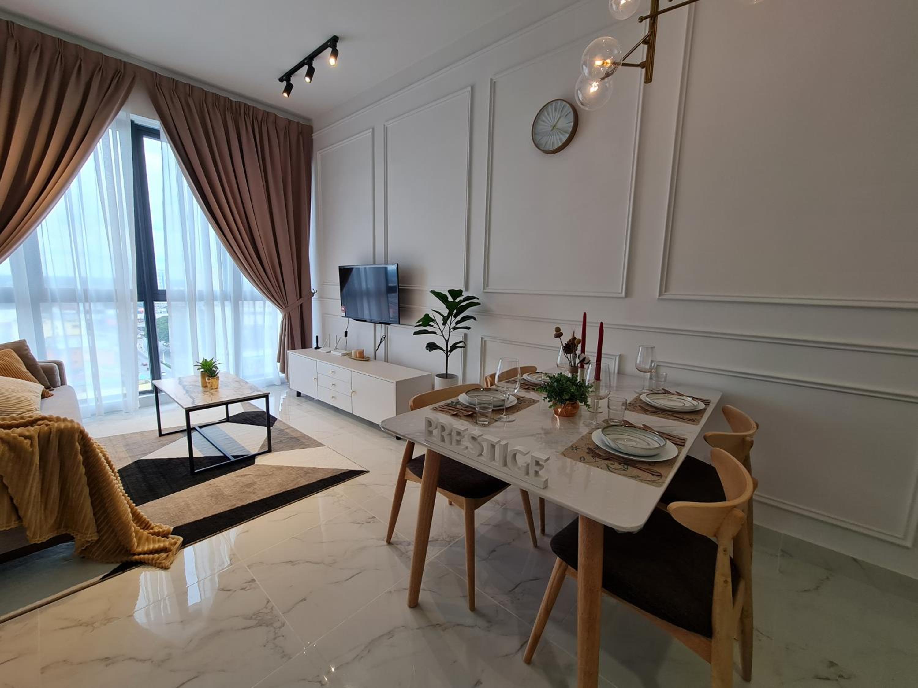 One-Bedroom Apartment - Photo 13