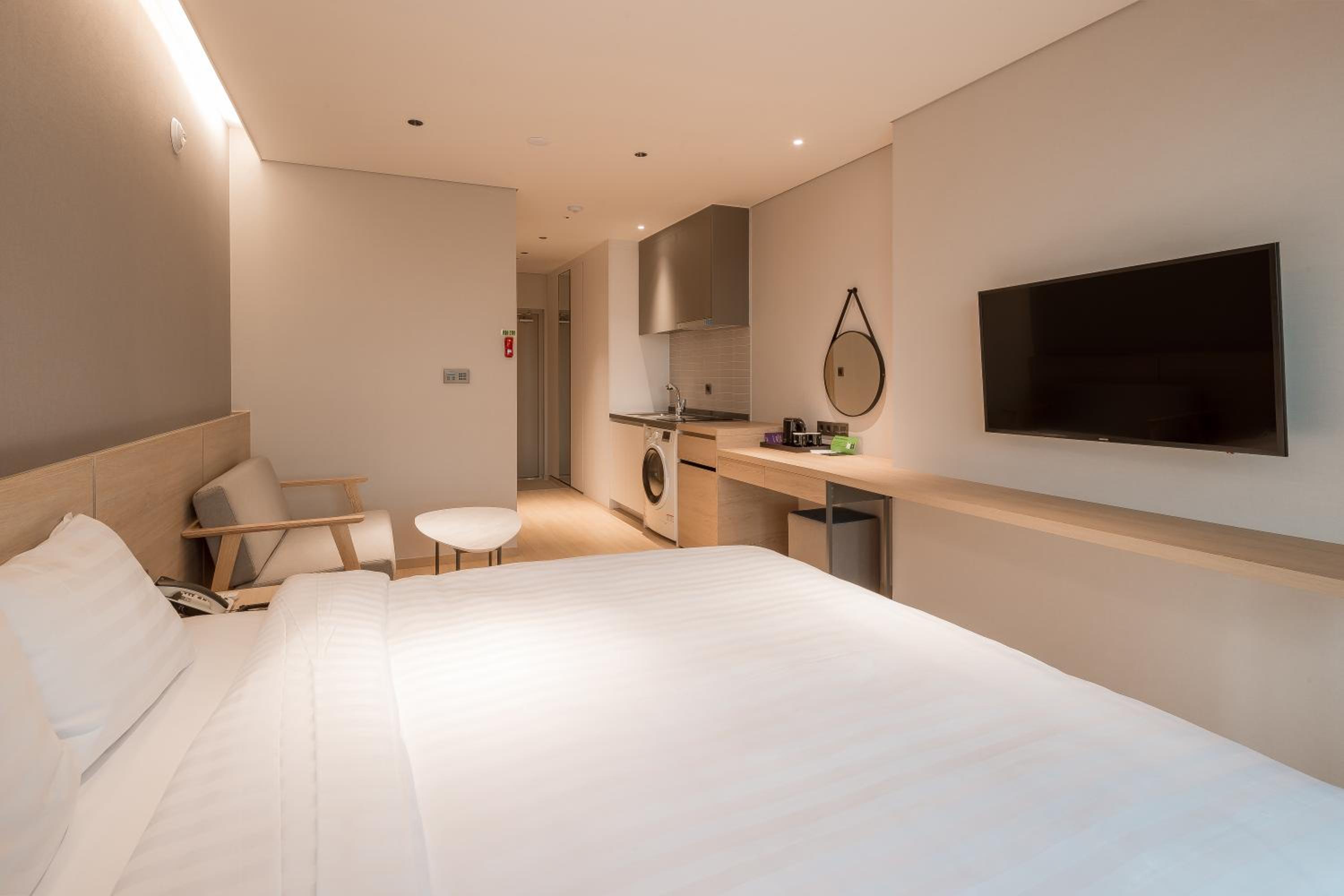 Standard Double Room - Photo 3