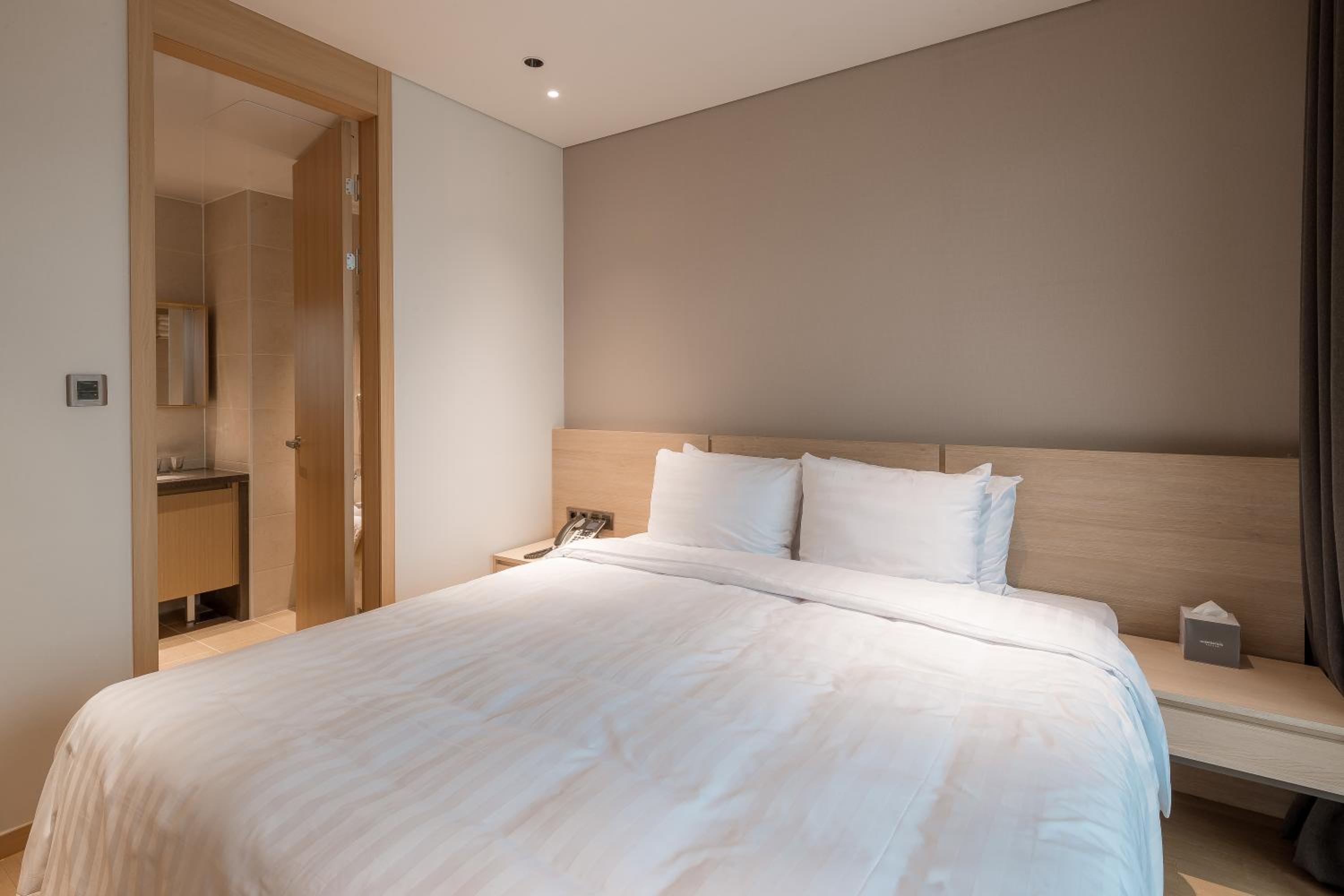 Superior Double Room (Two Rooms) - Photo 6