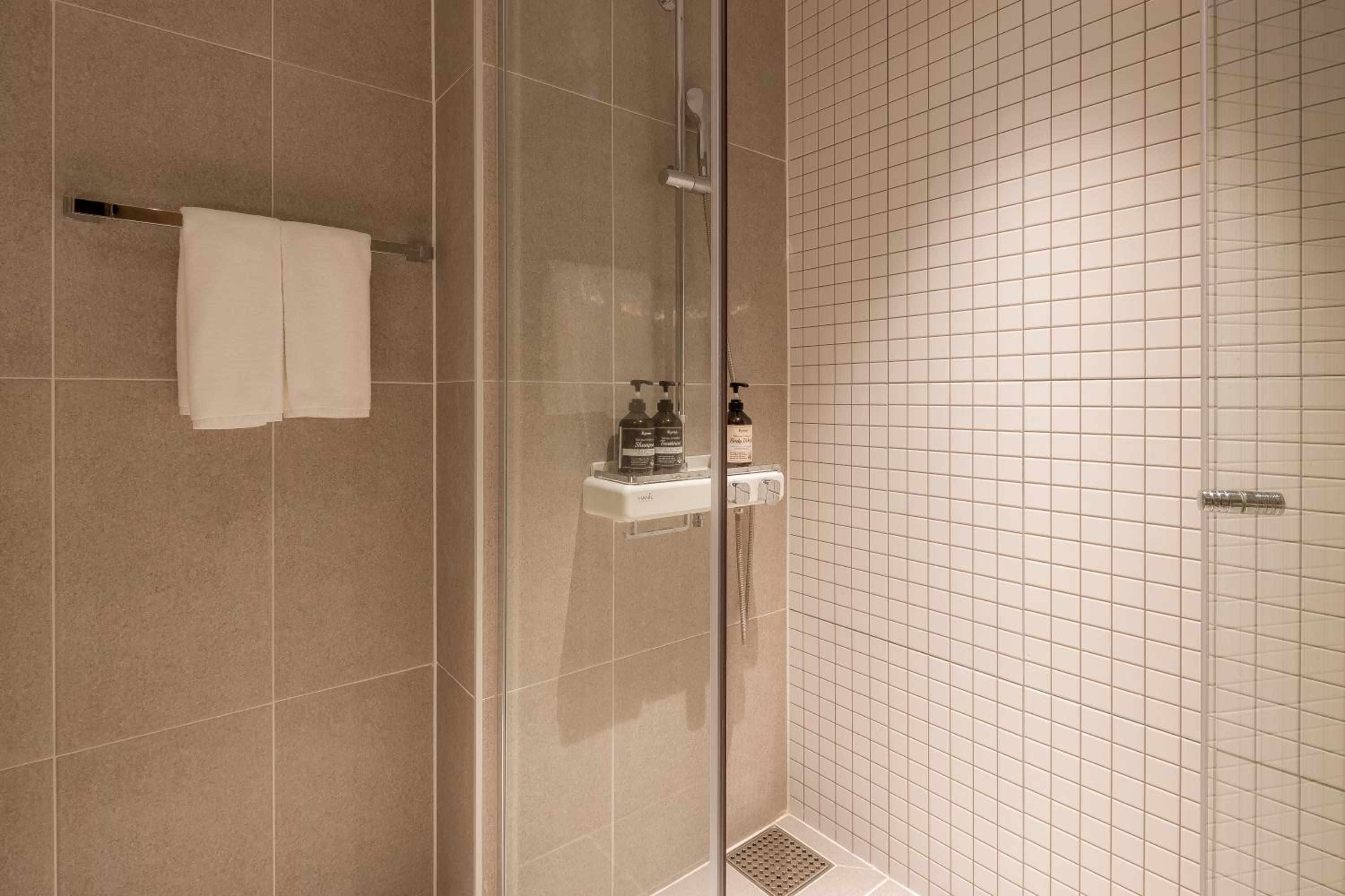 Superior Double Room (Two Rooms) - Photo 12