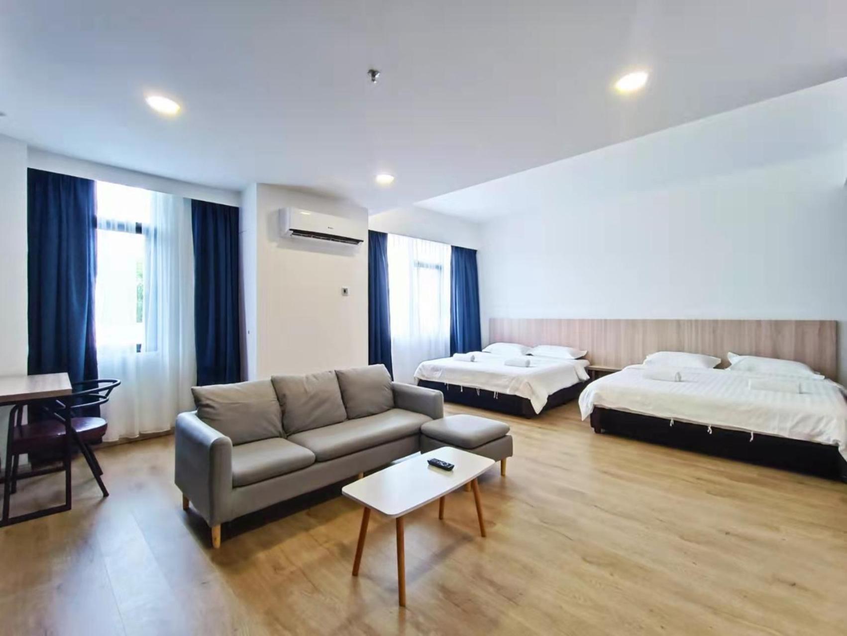 Family Suite - Photo 1