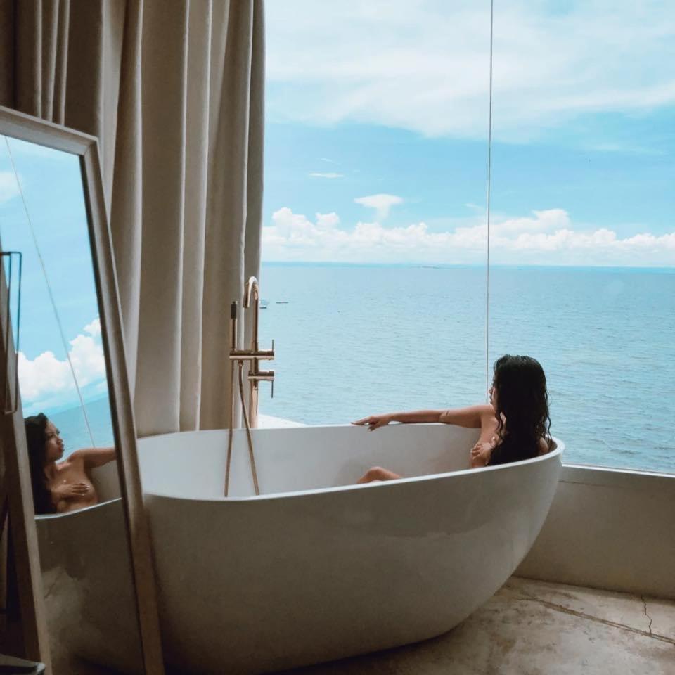 King Room with Spa Bath - Photo 12