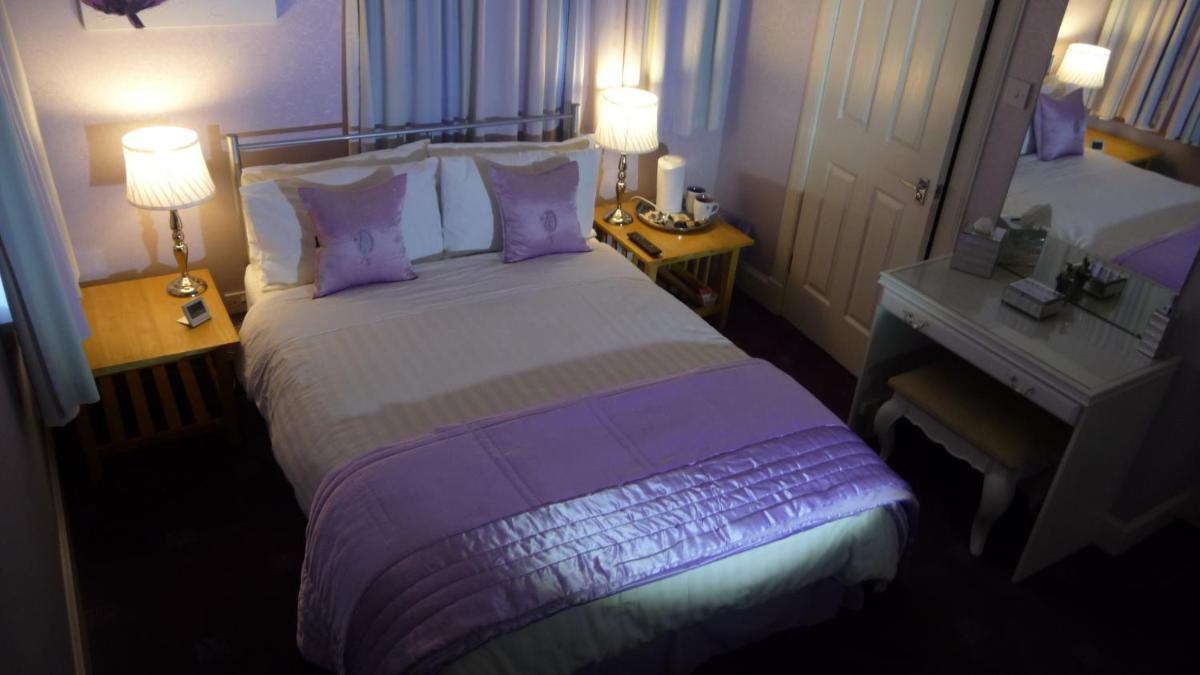 Double Room photo 3