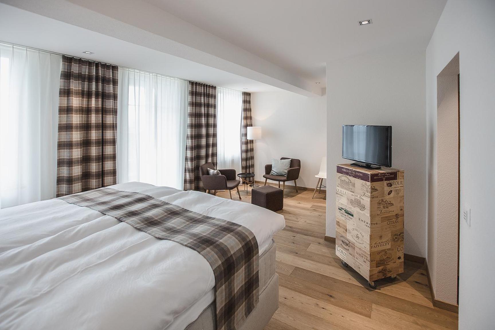 Suite with Balcony photo 3