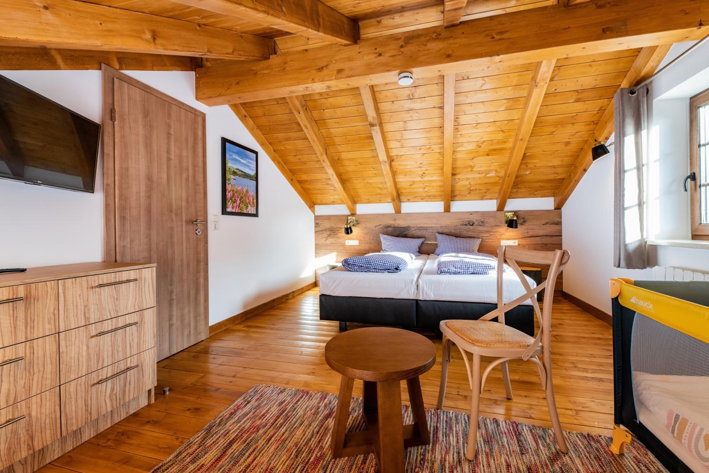 Two-Bedroom Chalet with Sauna photo 3