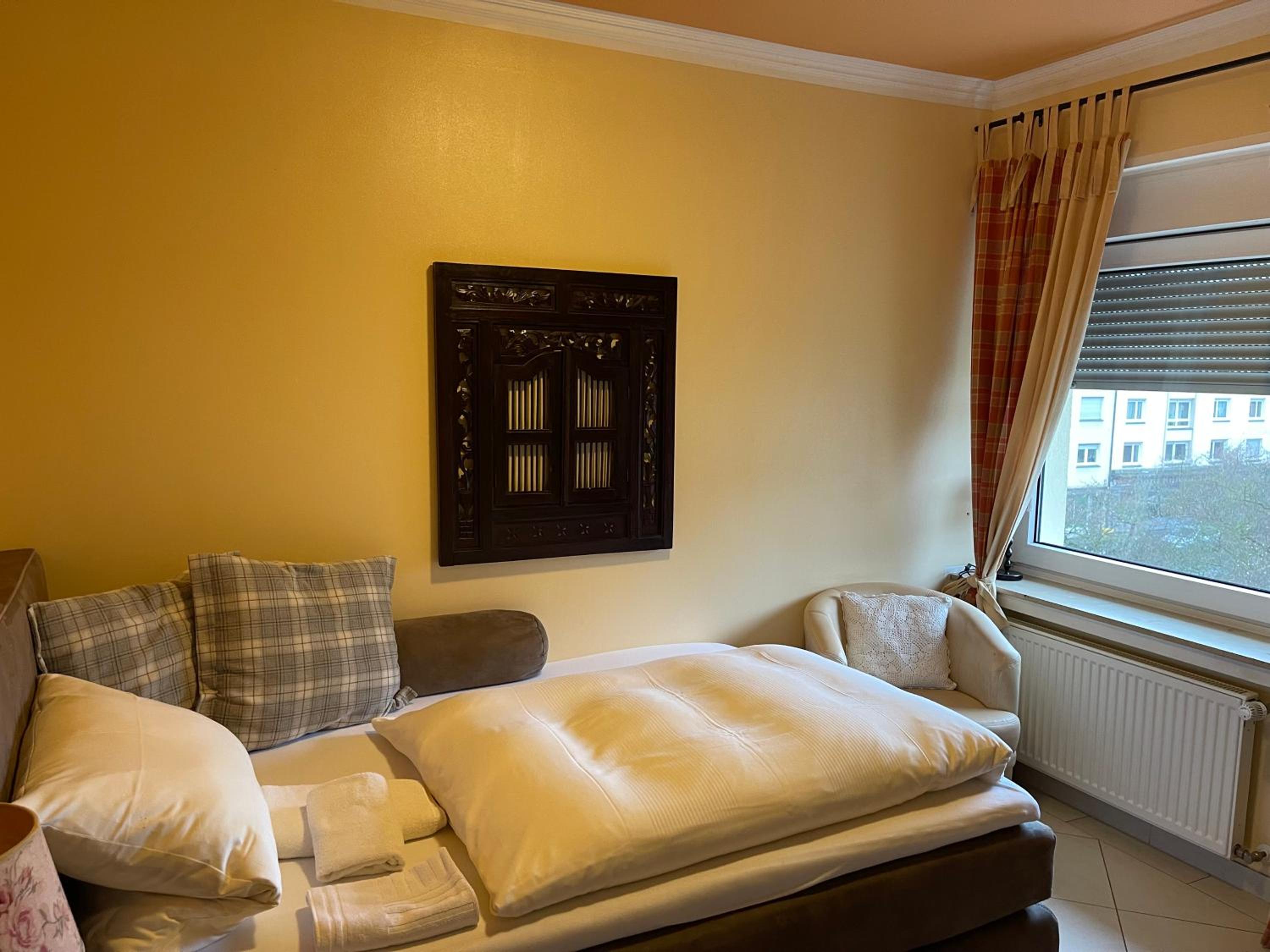 Single Room with Private Bathroom photo 3