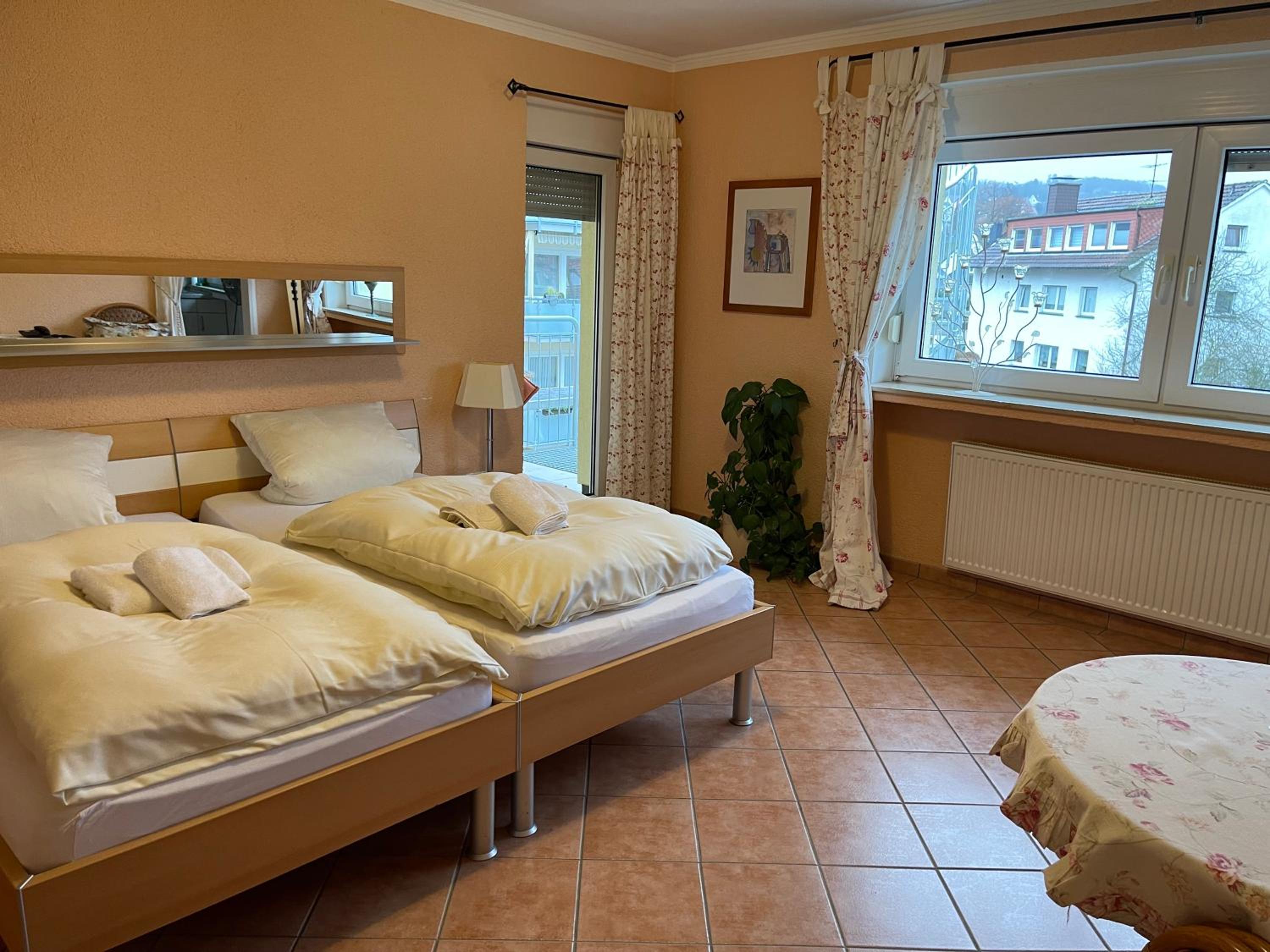One-Bedroom Apartment with Balcony photo 1