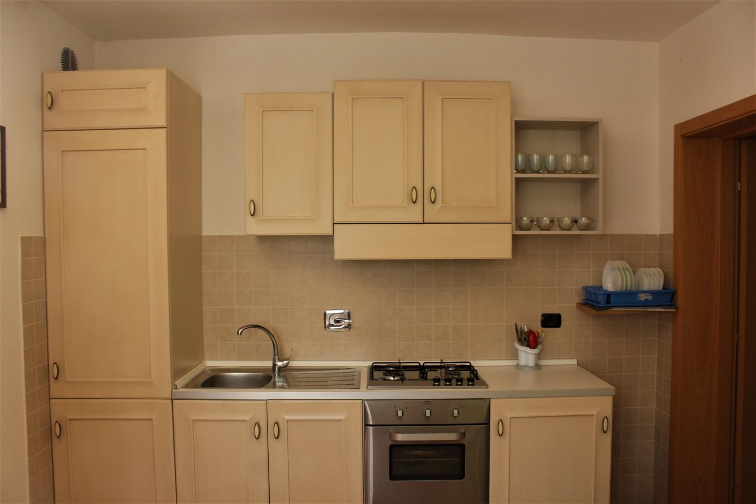 One-Bedroom Apartment - Photo 11