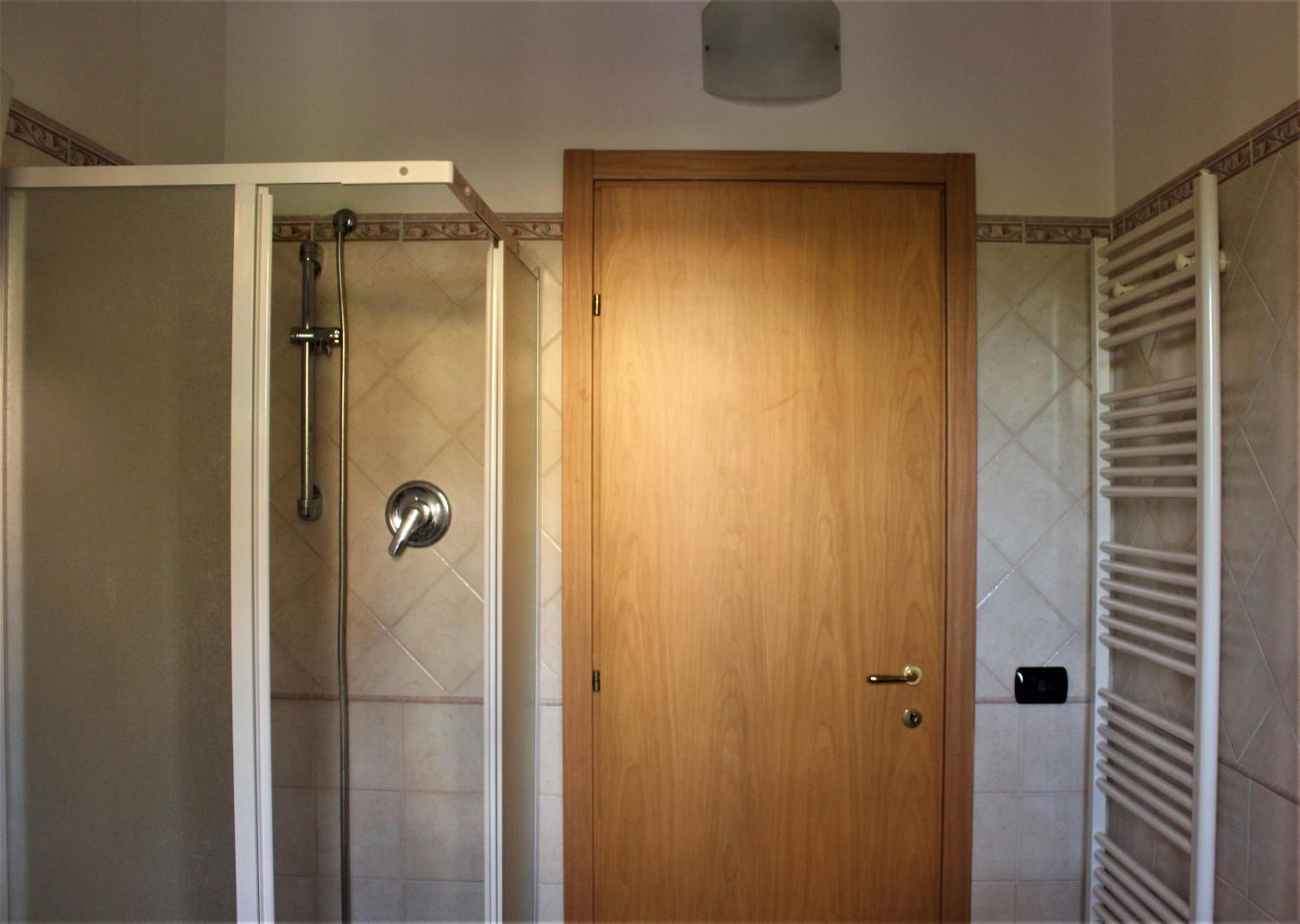 One-Bedroom Apartment - Photo 13