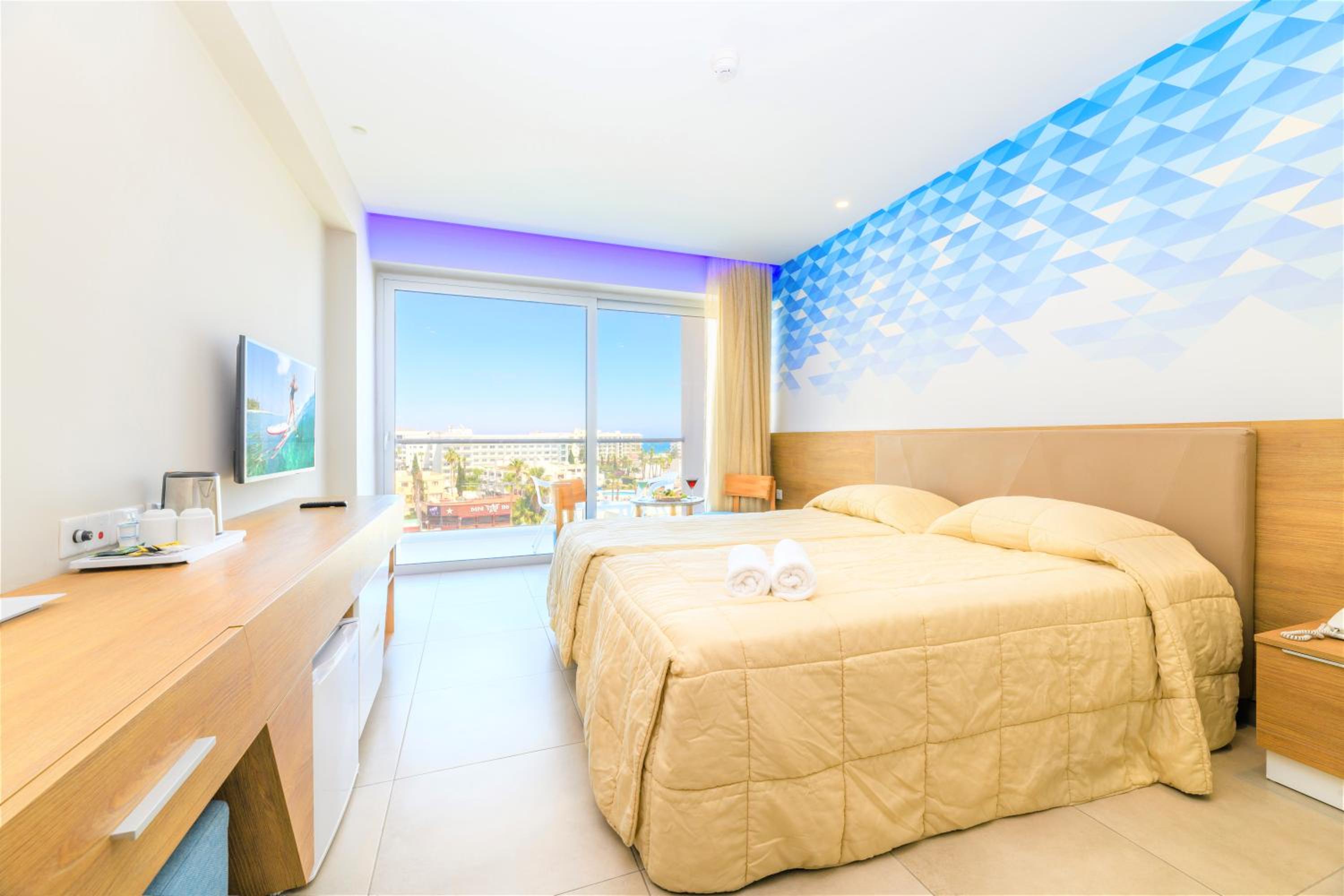 Deluxe Double or Twin Room with Inland View - Photo 1